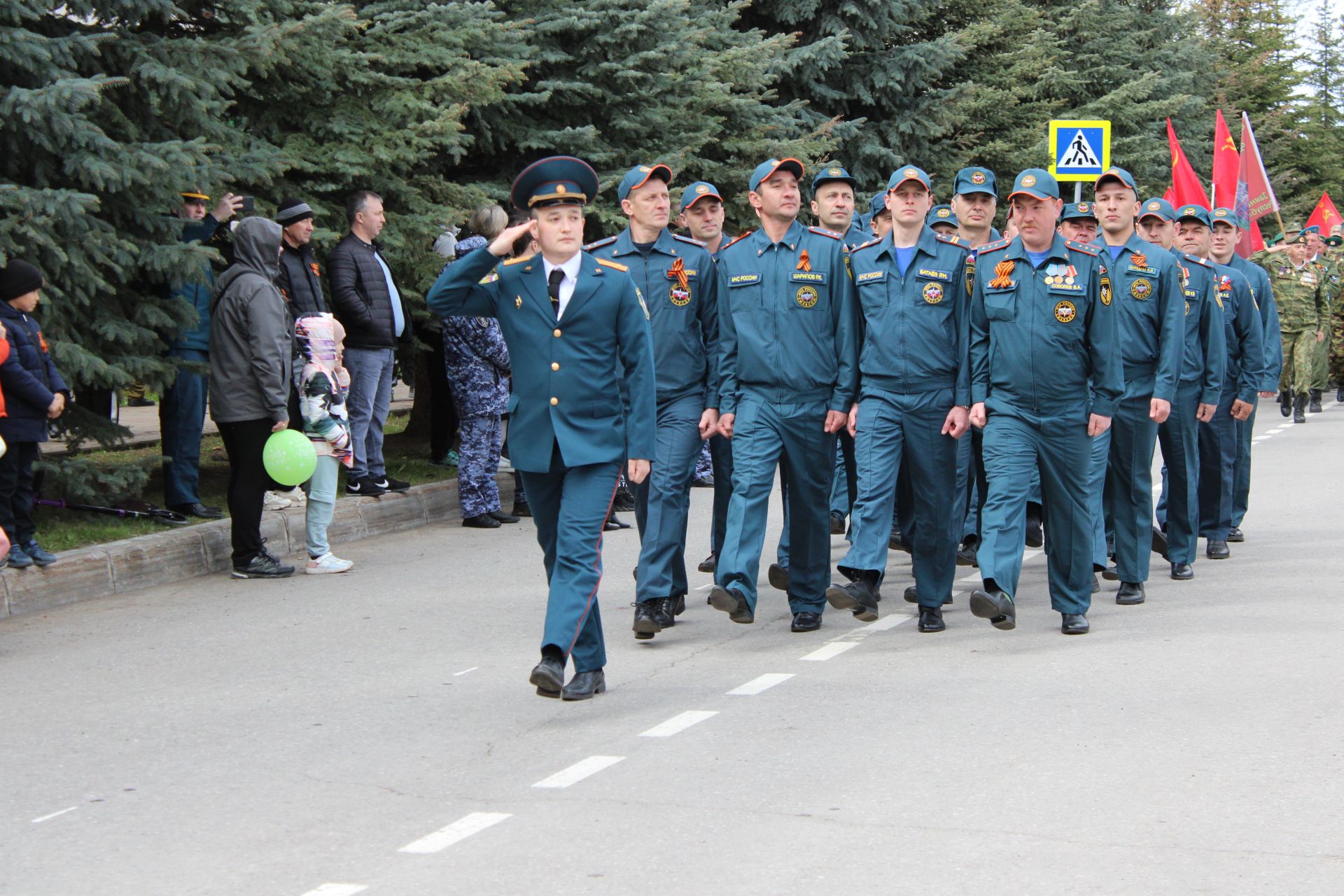 Полный фоторепортаж с празднования Дня Победы в Заинске