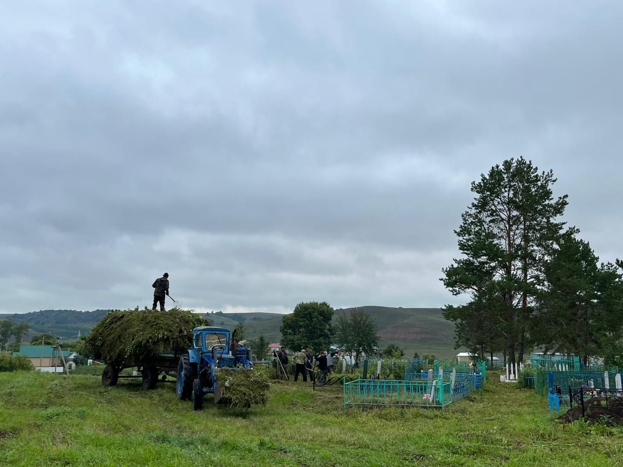 В Заинском районе участник СВО помог односельчанам