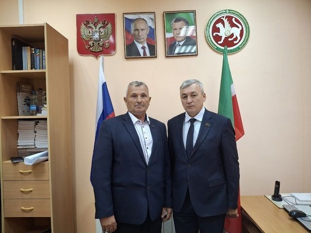 Новые лица у руля: в трех сельских поселениях Заинского района назначены главы