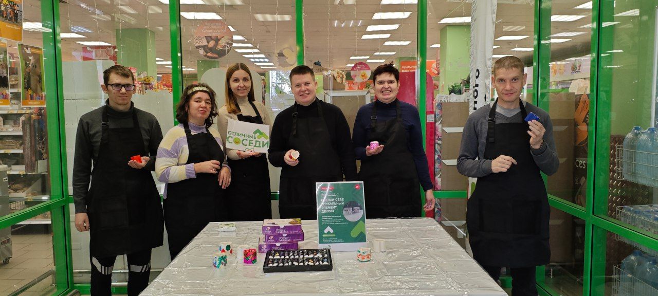 Терапия цветом и уютом: как в инклюзивной мастерской «Волшебный гипс» рождаются произведения искусства