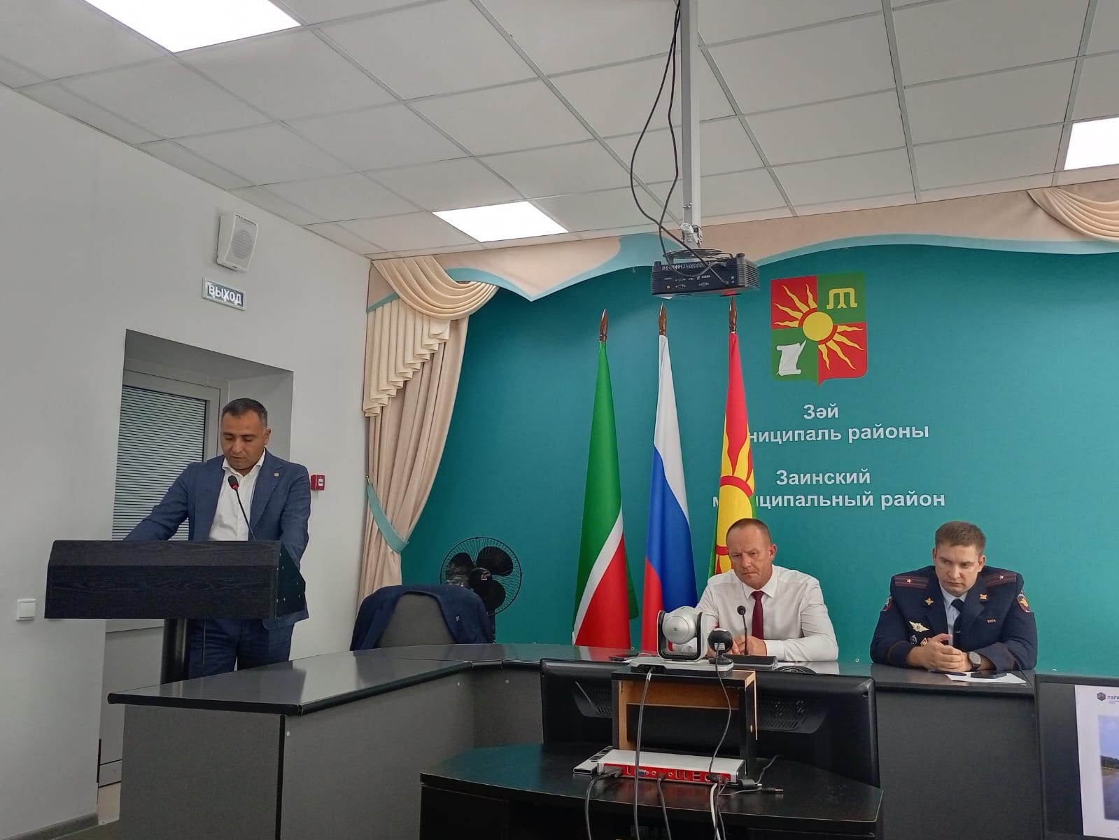 Дороги под контролем: в Заинске обсудили меры по повышению безопасности дорожного движения