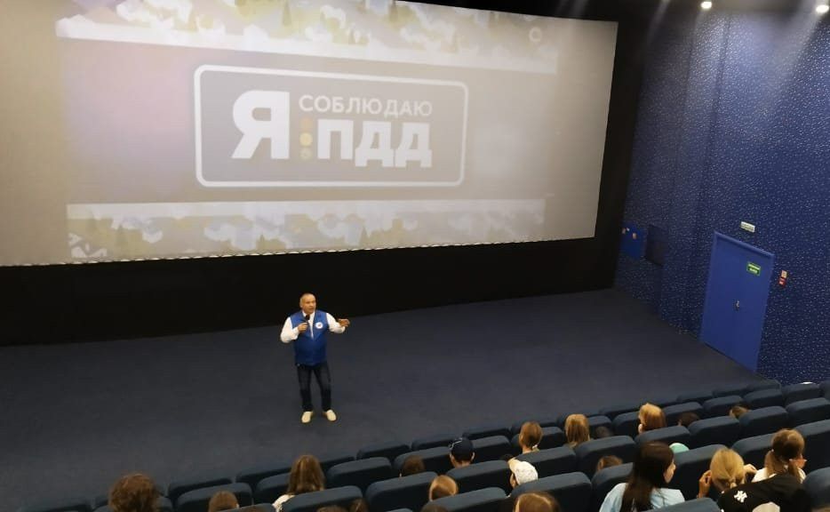 Юные заинцы повторили ПДД перед началом учебного года