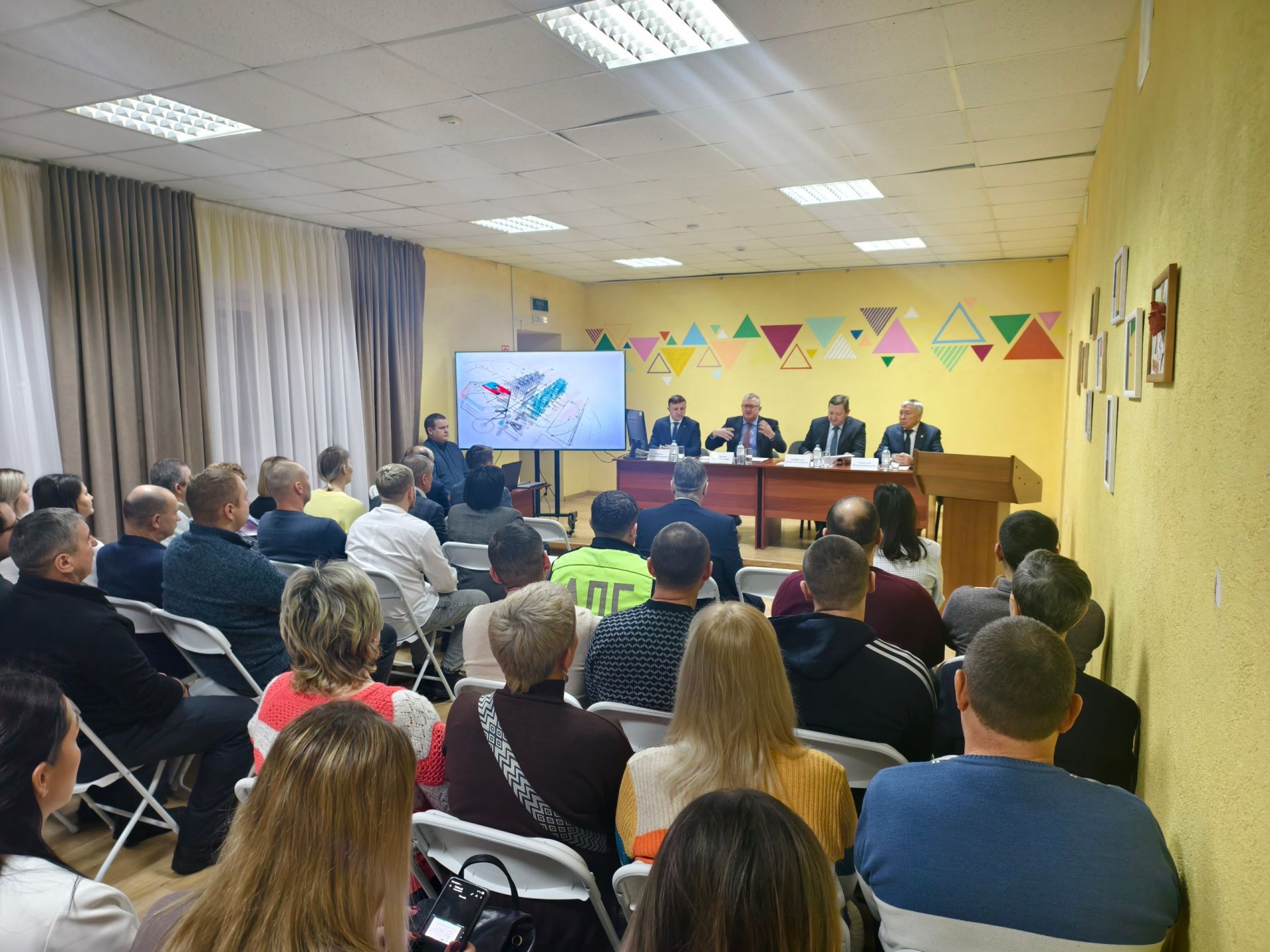 Год новых дорог: Заинское управление автодорог подвело итоги 2025 года