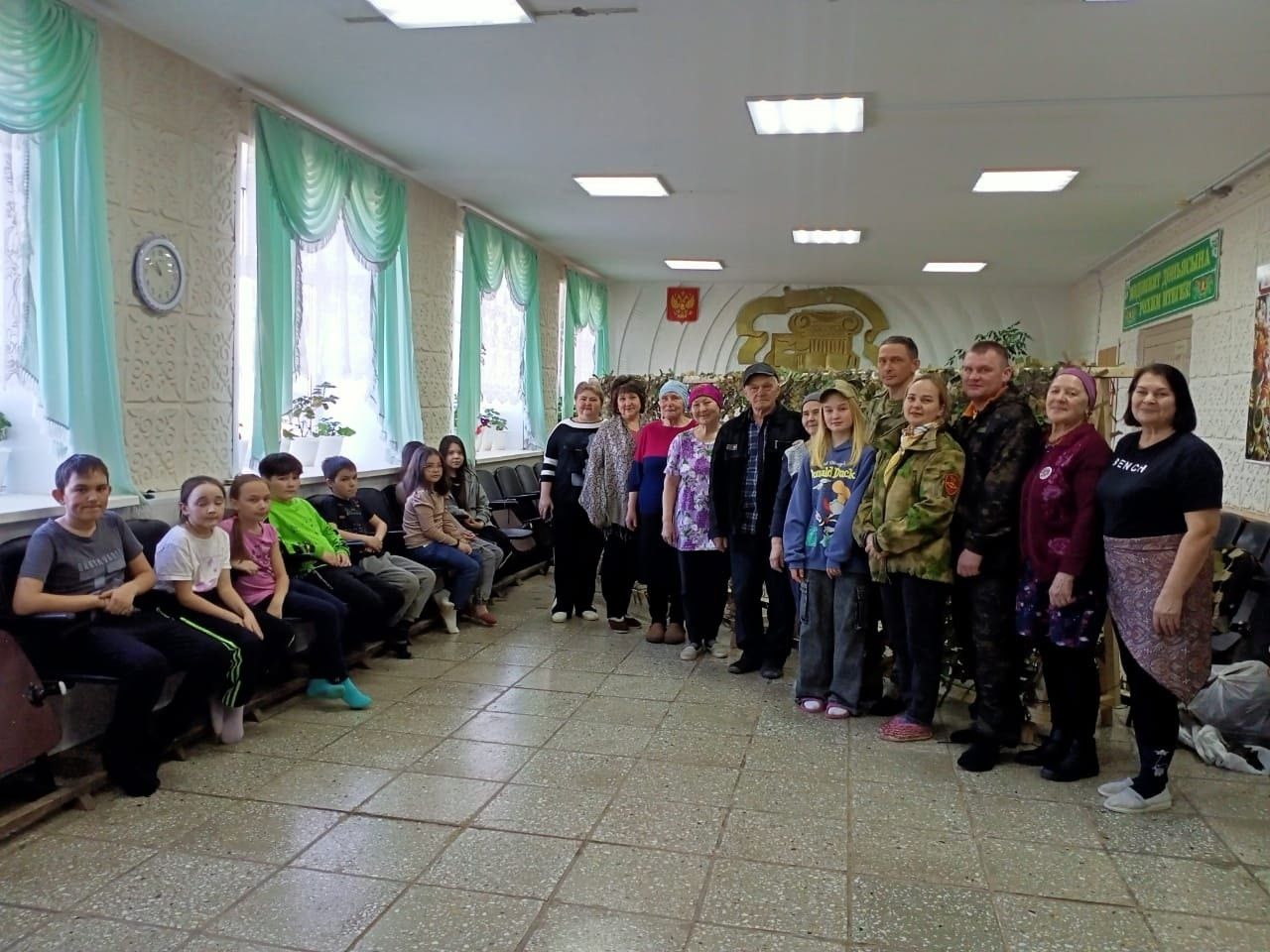 Күзгә күренмәс фронт сакчылары: Дүрт-Мунча волонтерлары ике ел маскировка челтәрләре үрә