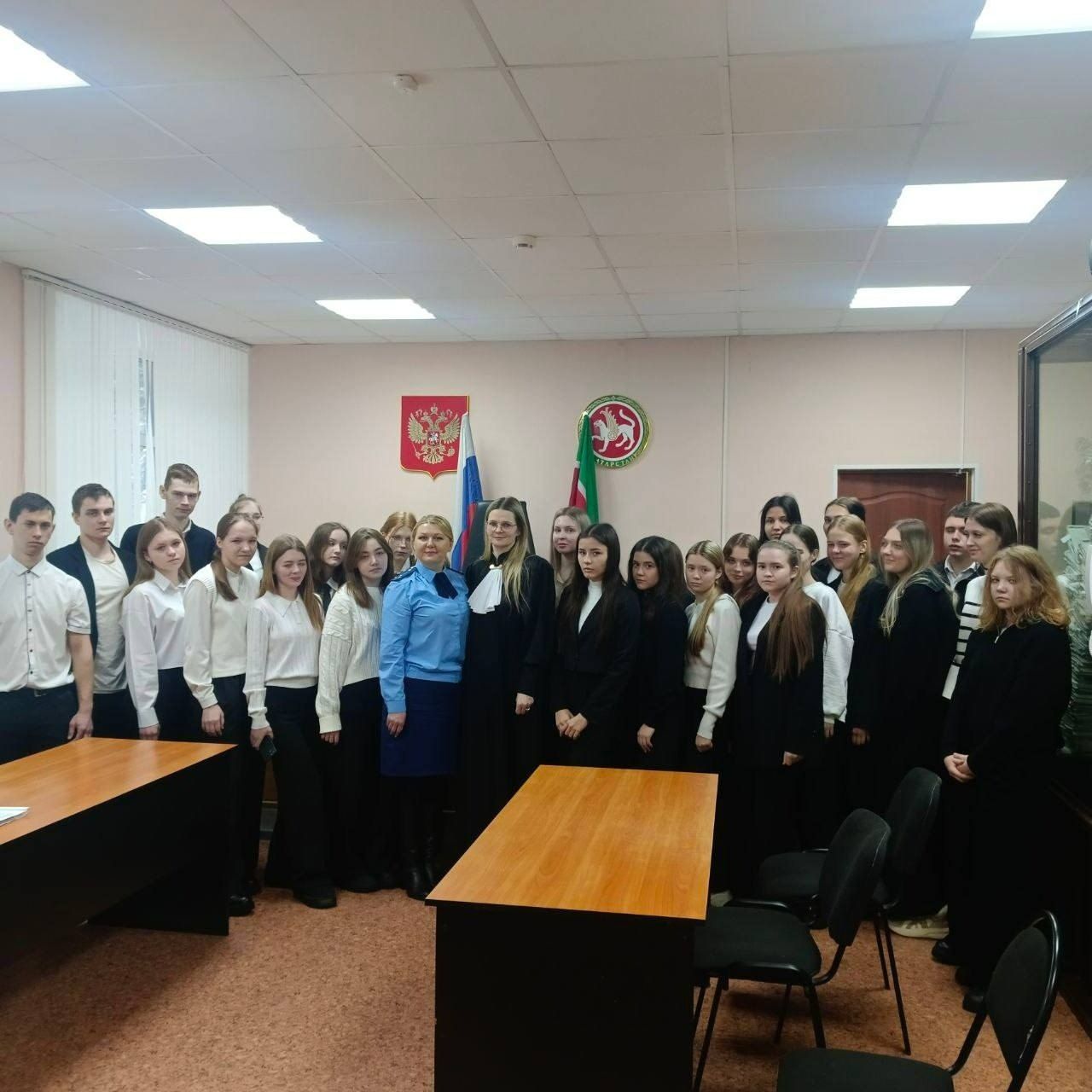 Студенты-юристы познакомились с работой мирового суда в Заинске