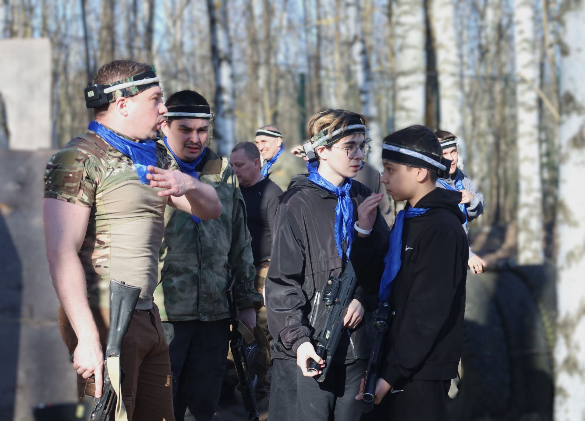 В Казани ветераны СВО и дети-сироты сразились в лазертаг «Защитники Отечества»