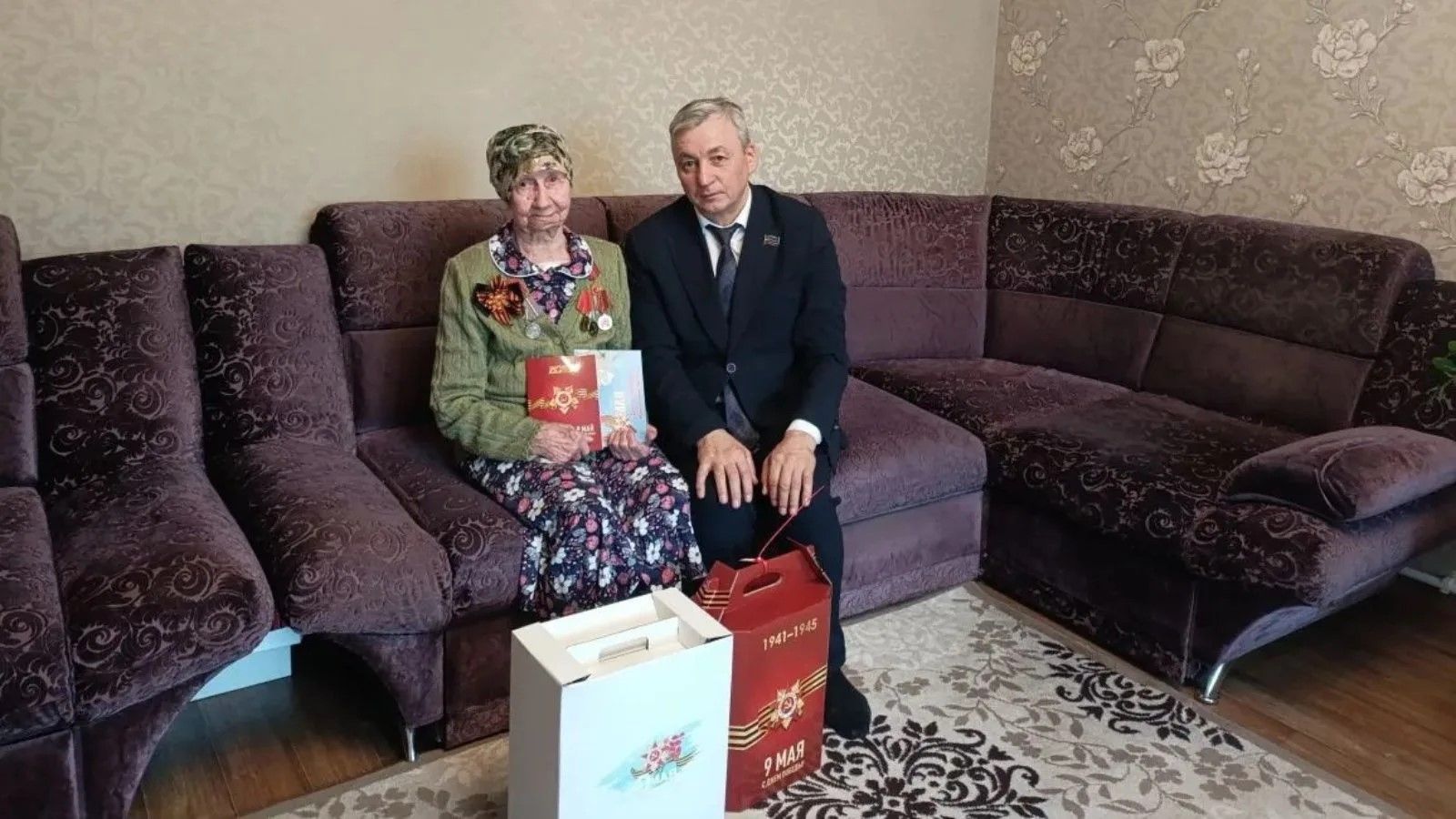 В Заинском районе начали вручать подарки ветеранам войны