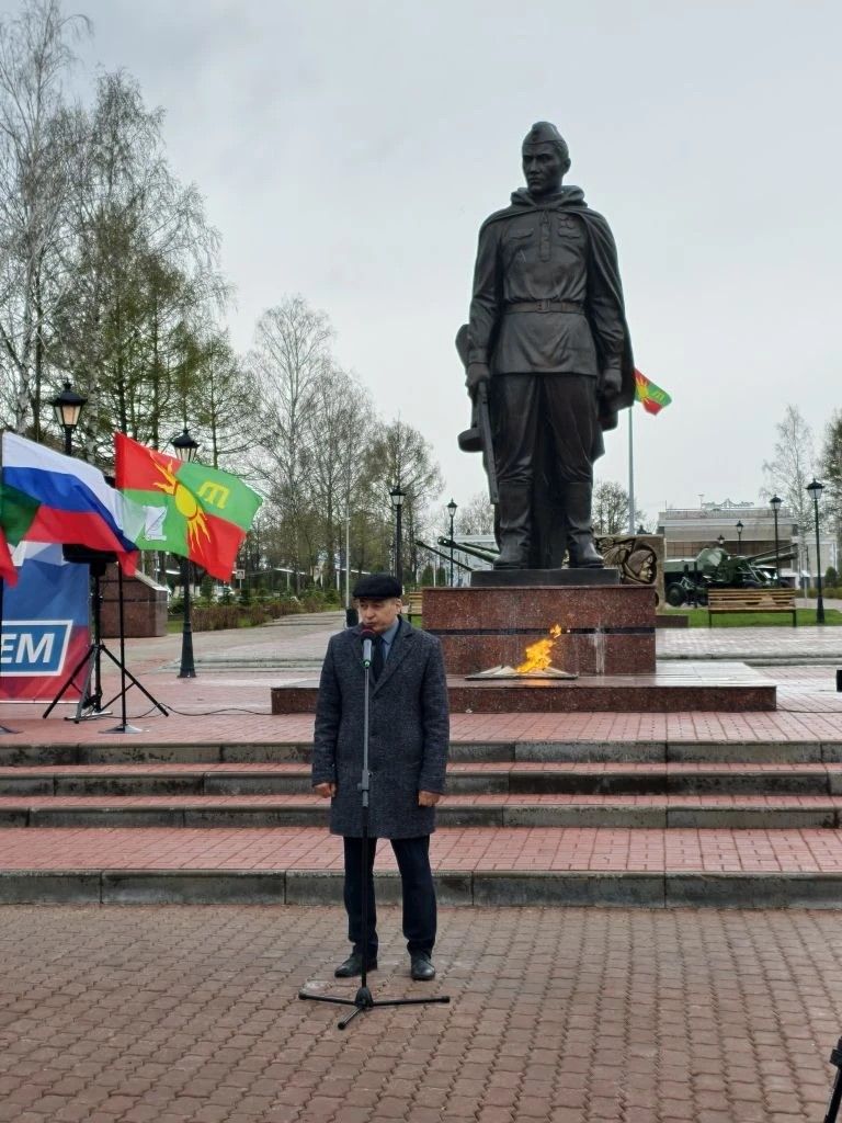 «За Родину, за Победу!»:     67-й гуманитарный конвой из Заинска стал подарком участникам СВО к Дню Победы