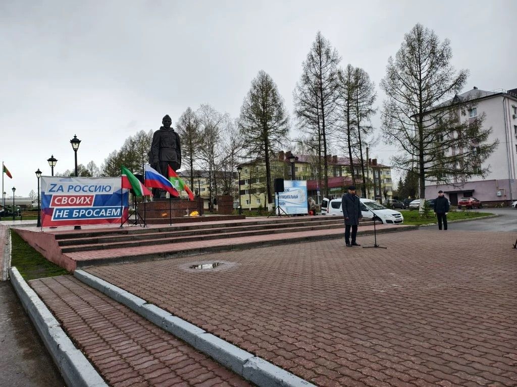 «За Родину, за Победу!»:     67-й гуманитарный конвой из Заинска стал подарком участникам СВО к Дню Победы