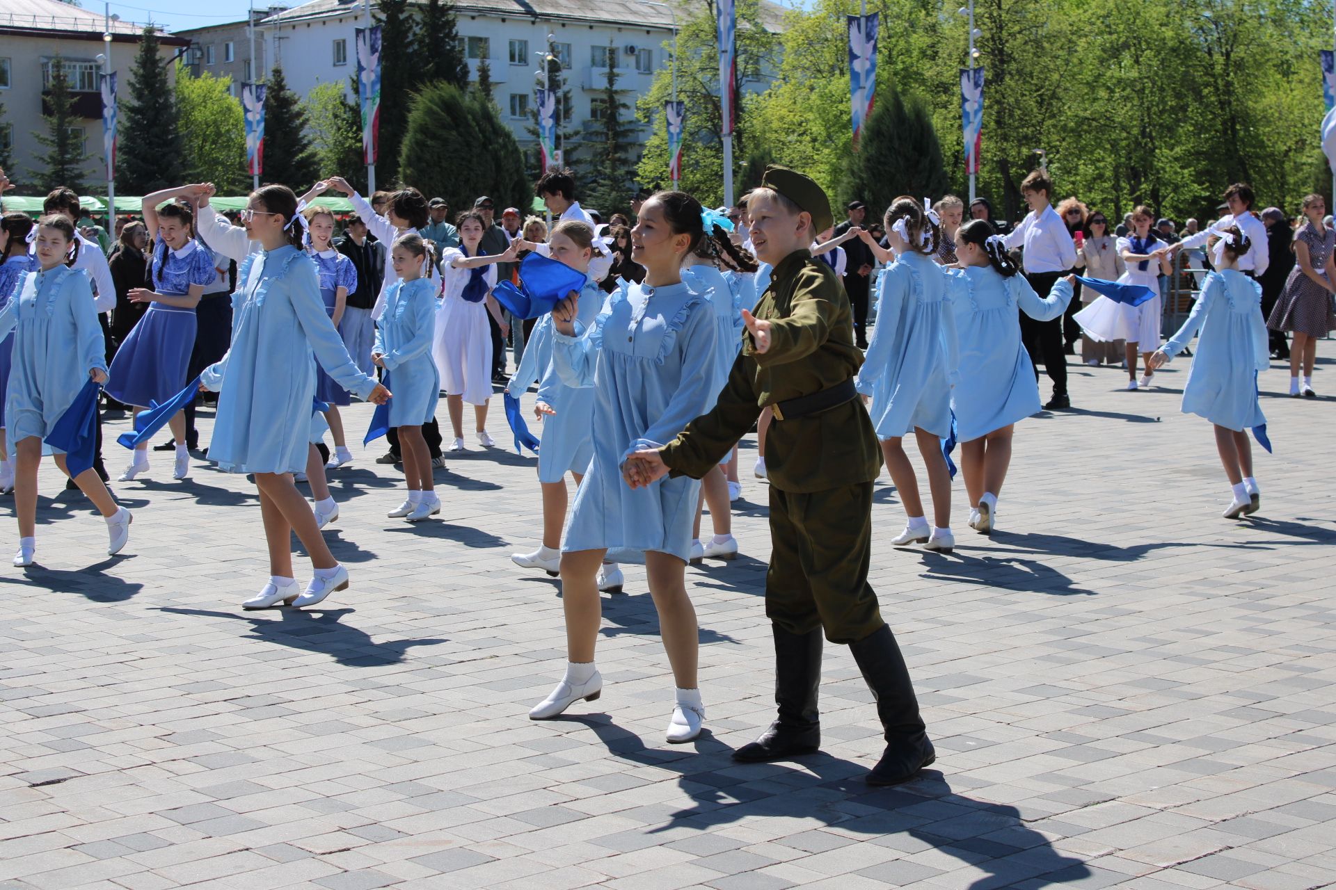 Празднование Дня победы: полный фоторепортаж