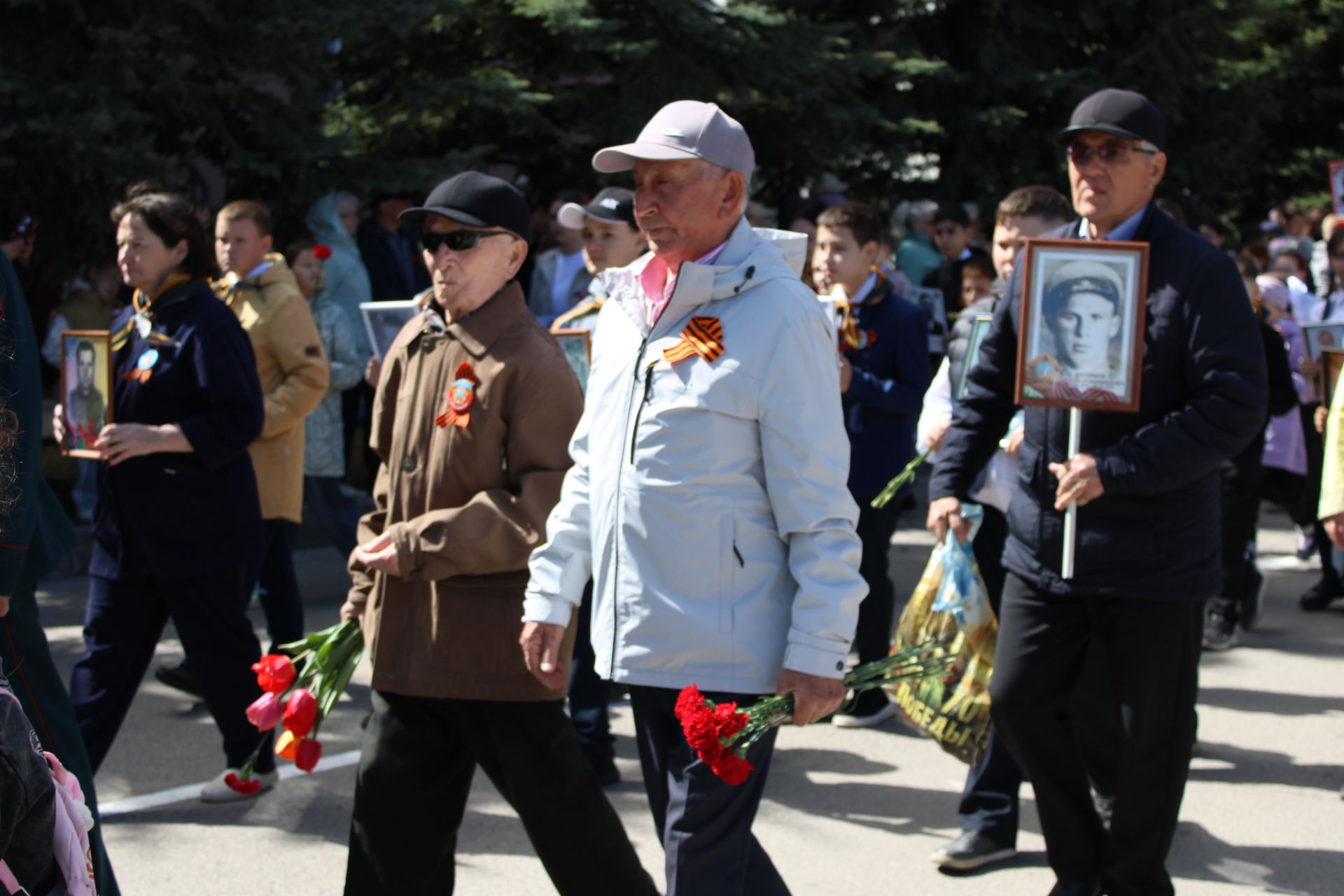Празднование Дня победы: полный фоторепортаж