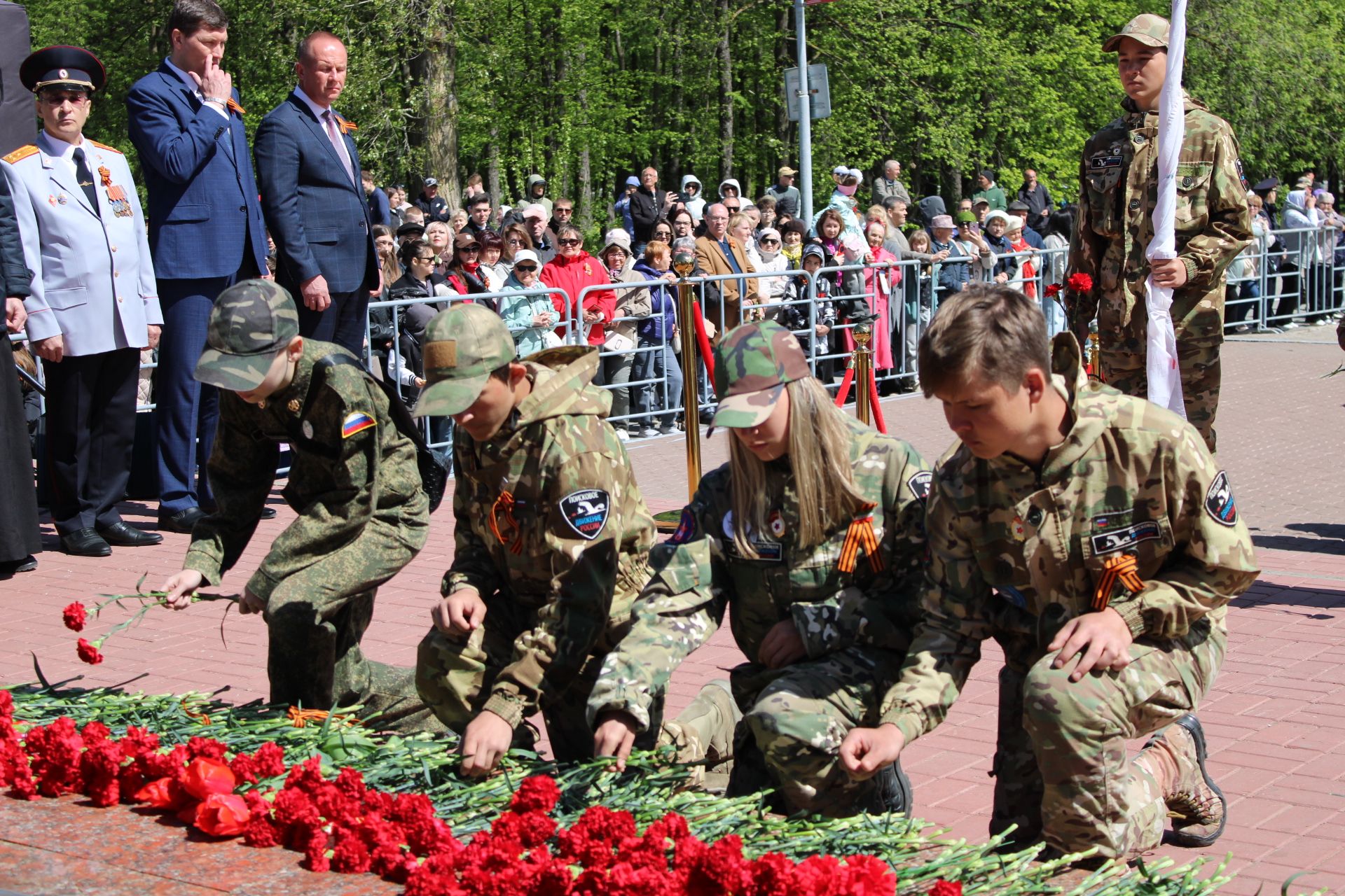 Празднование Дня победы: полный фоторепортаж