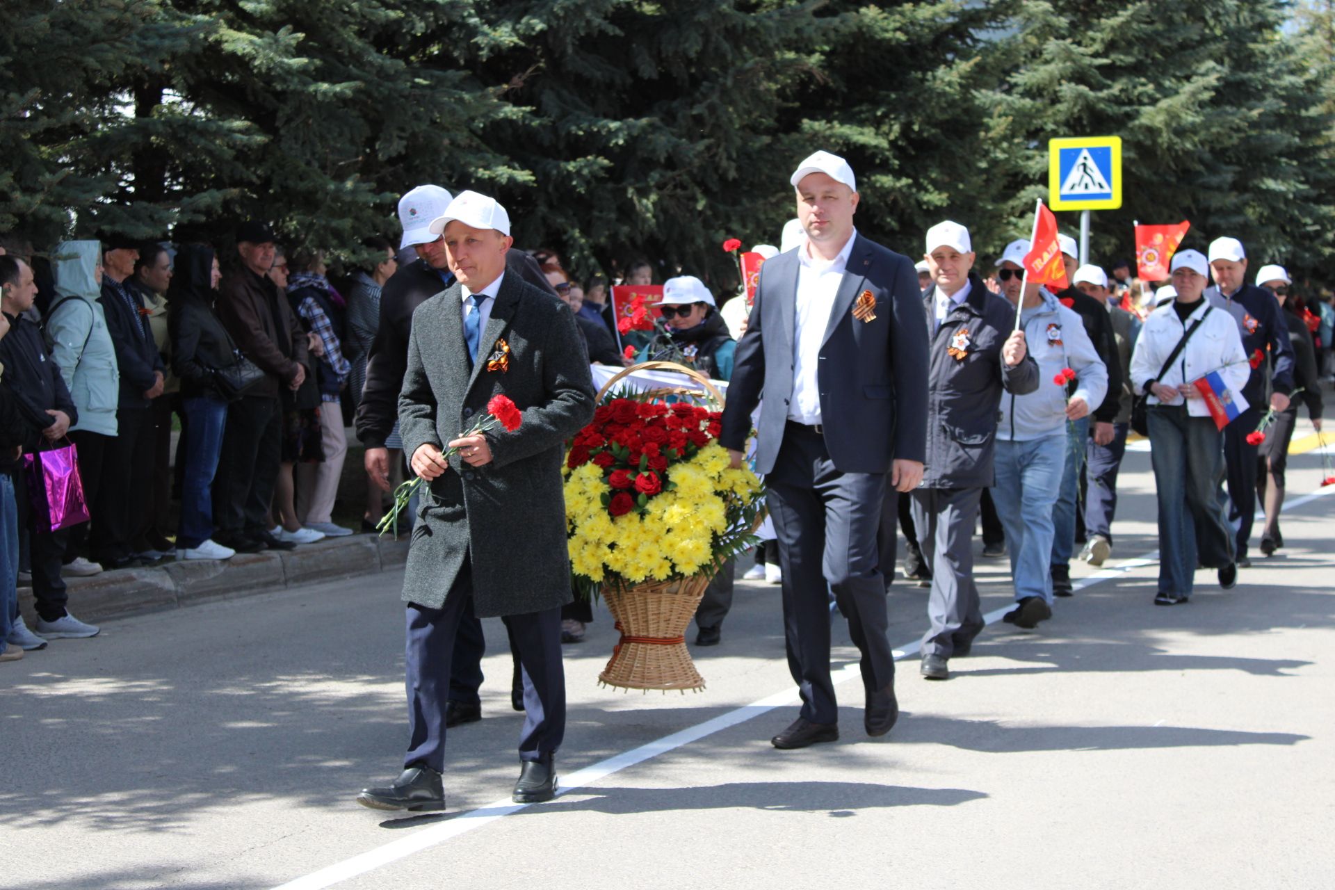 Празднование Дня победы: полный фоторепортаж