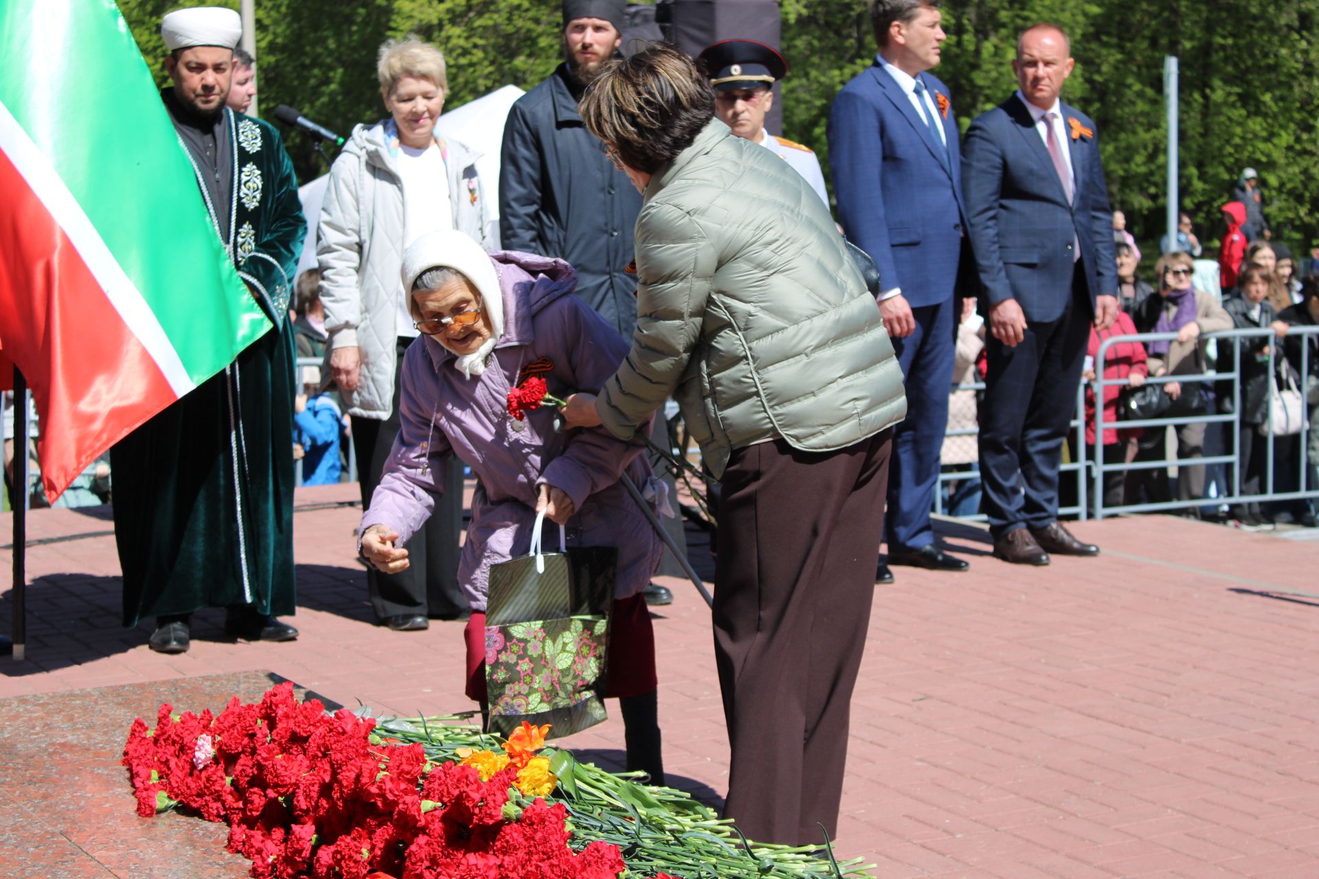 Празднование Дня победы: полный фоторепортаж