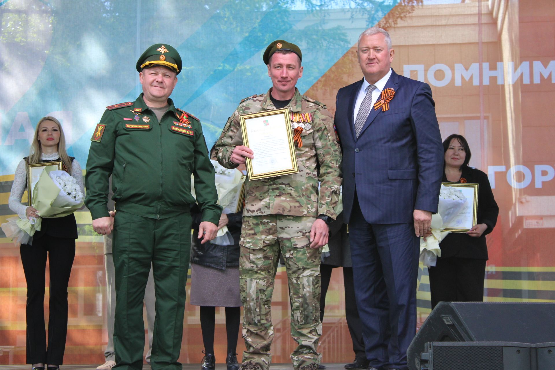 Празднование Дня победы: полный фоторепортаж