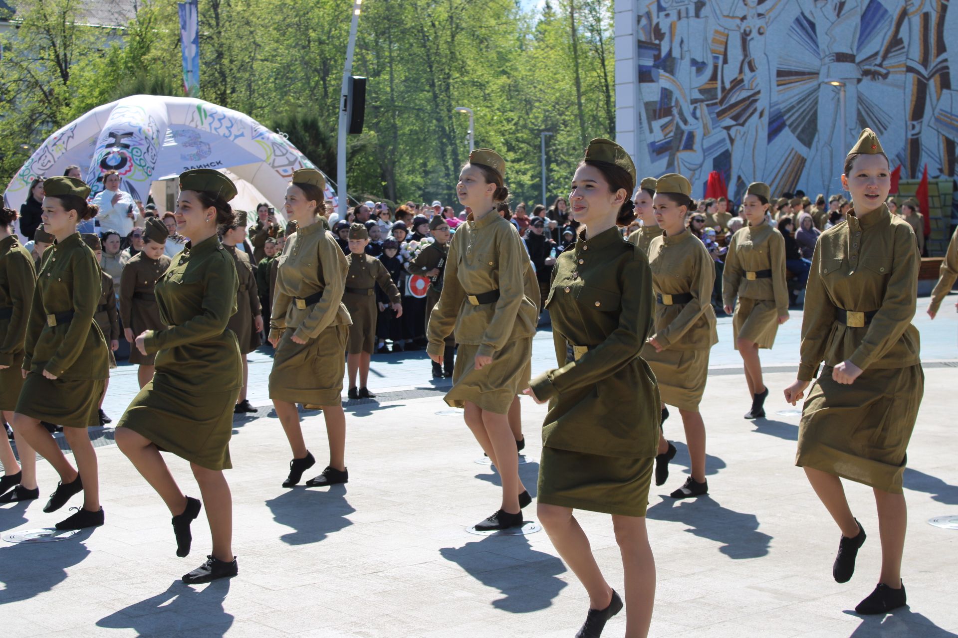 Празднование Дня победы: полный фоторепортаж