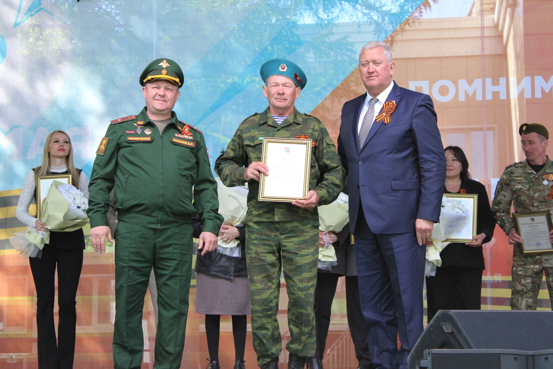 Празднование Дня победы: полный фоторепортаж