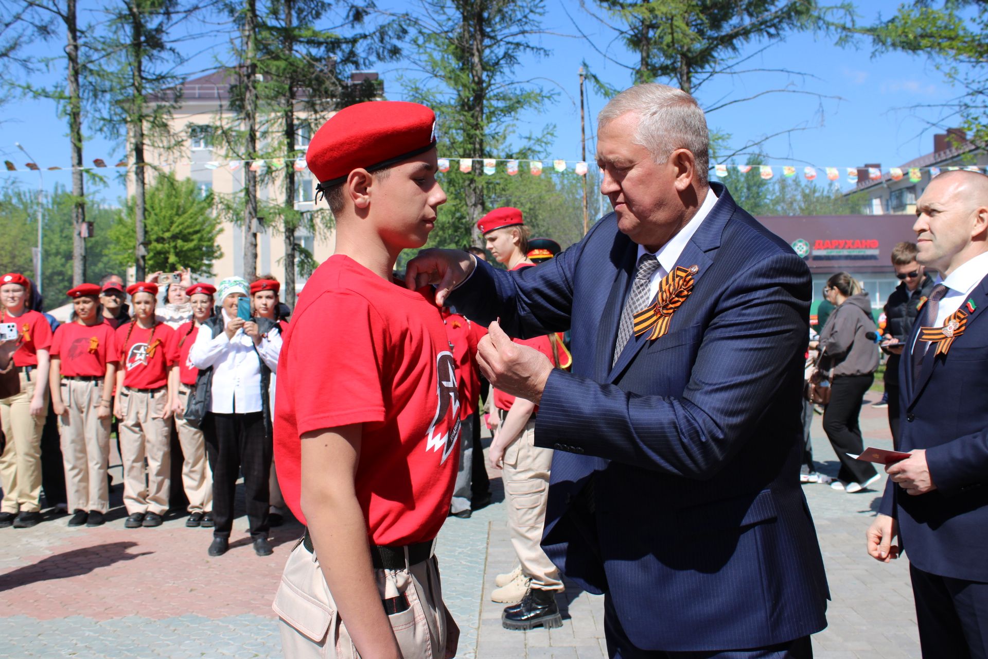 Празднование Дня победы: полный фоторепортаж