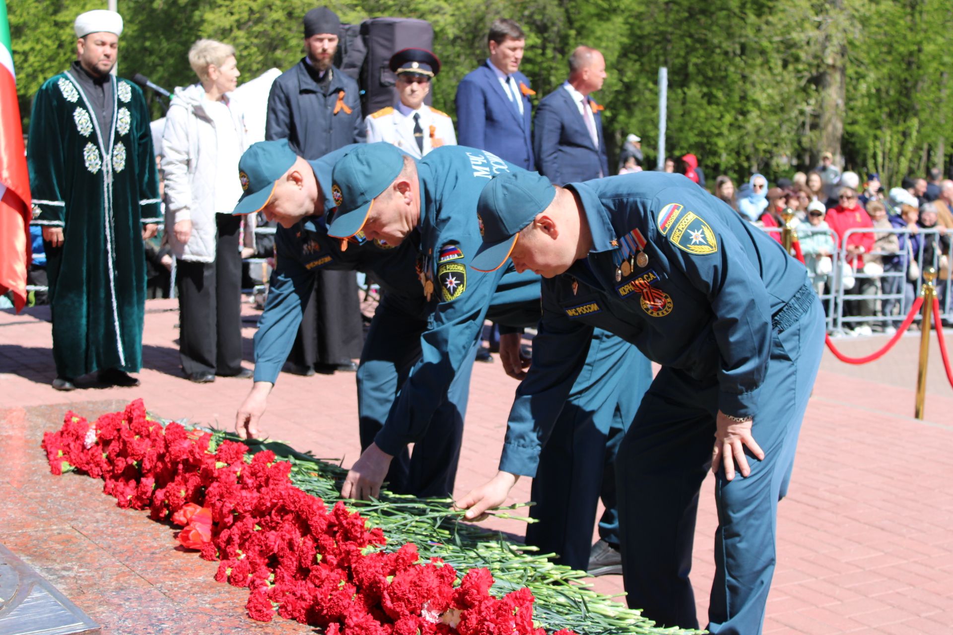 Празднование Дня победы: полный фоторепортаж