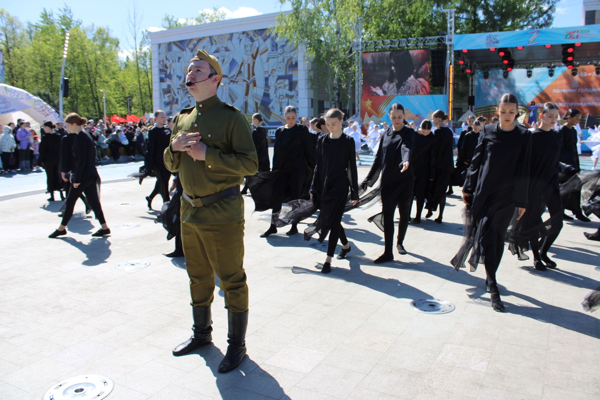 Празднование Дня победы: полный фоторепортаж