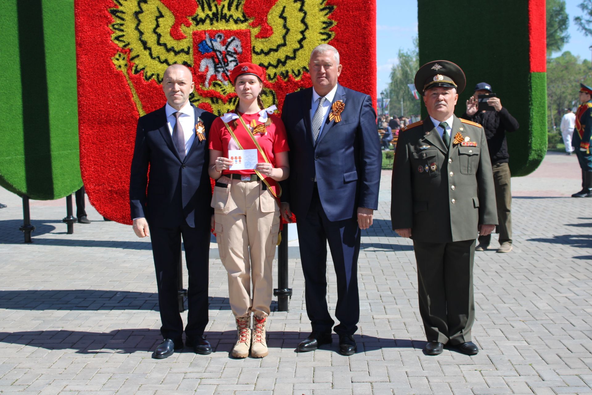 Празднование Дня победы: полный фоторепортаж