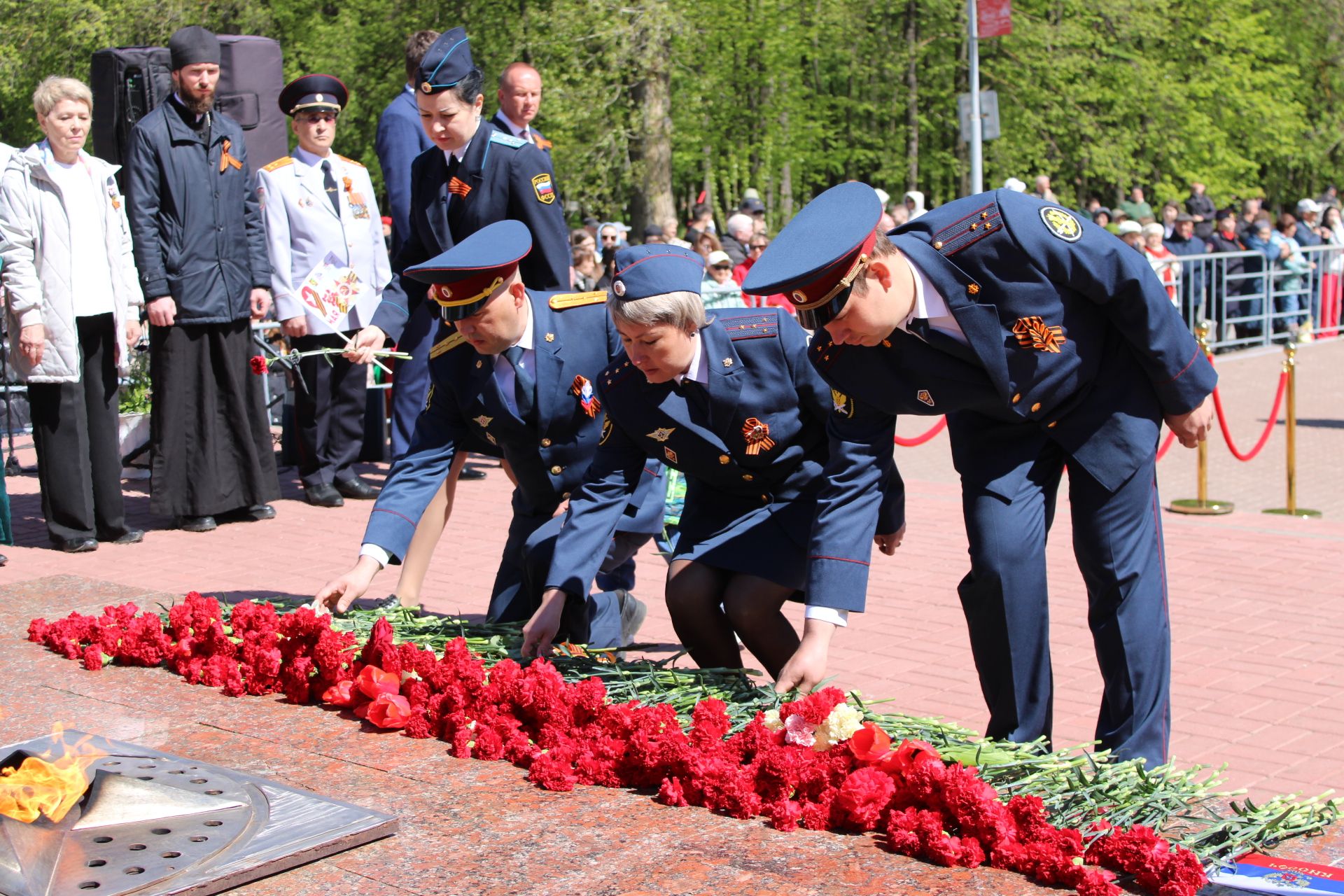 Празднование Дня победы: полный фоторепортаж
