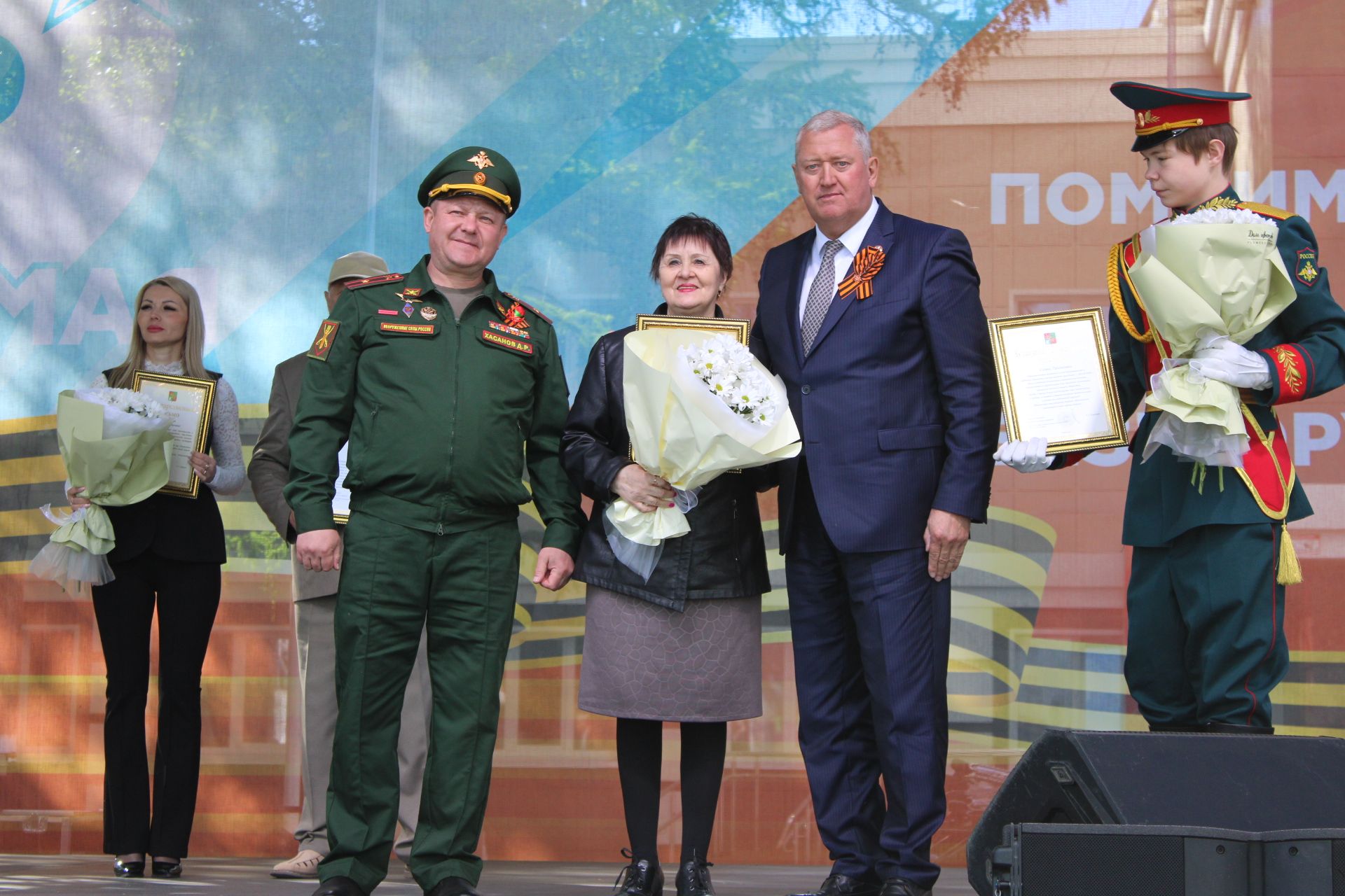 Празднование Дня победы: полный фоторепортаж