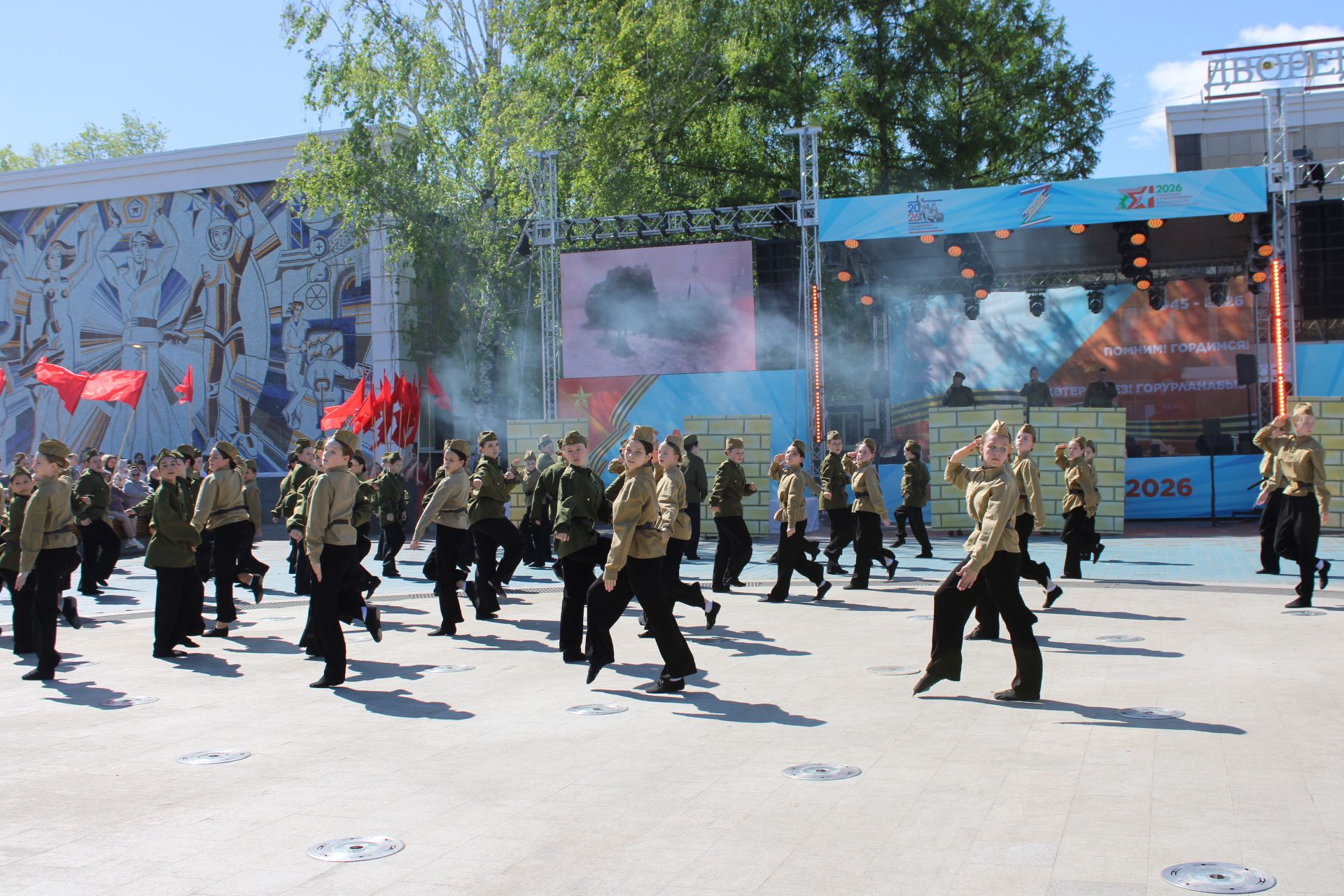 Празднование Дня победы: полный фоторепортаж