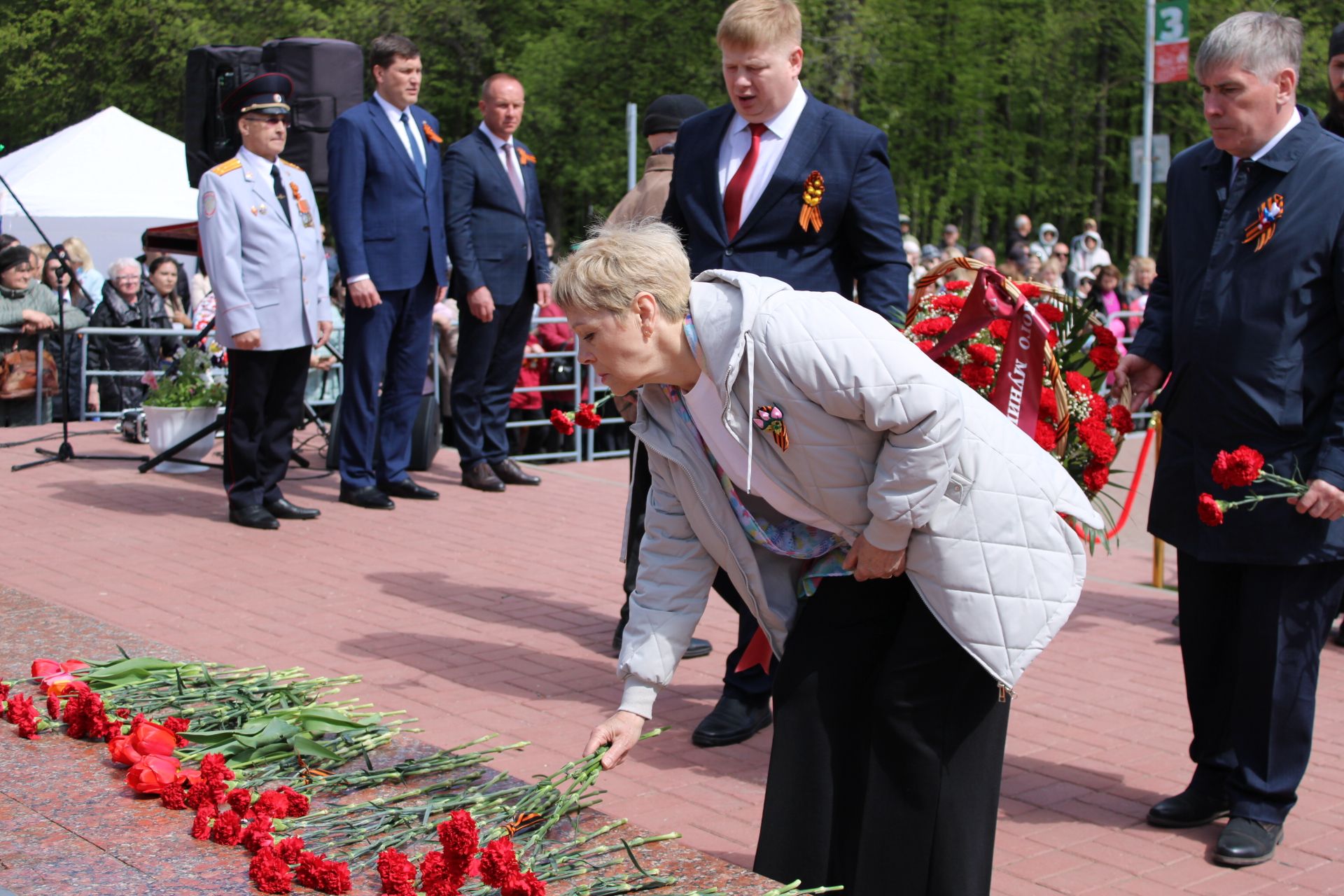 Празднование Дня победы: полный фоторепортаж