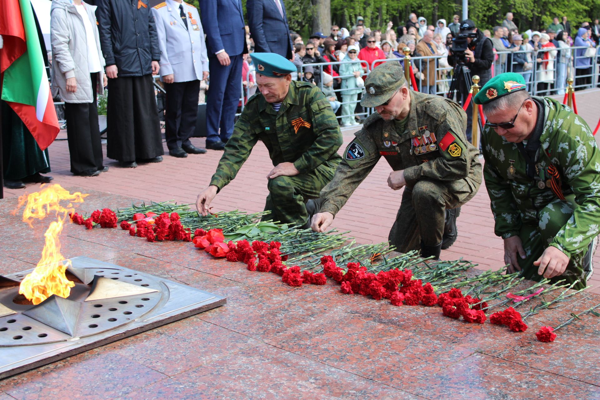 Празднование Дня победы: полный фоторепортаж