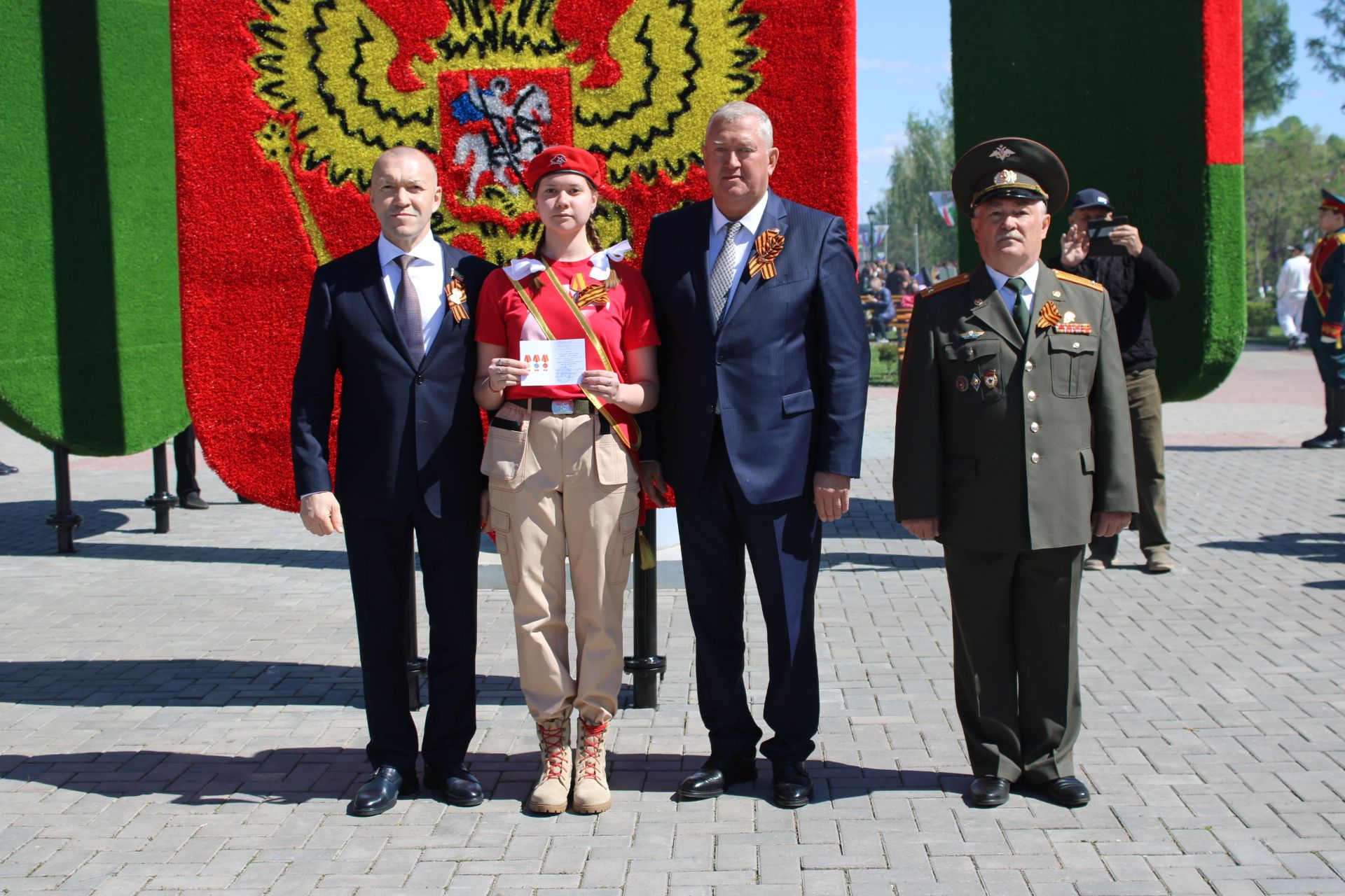 Празднование Дня победы: полный фоторепортаж