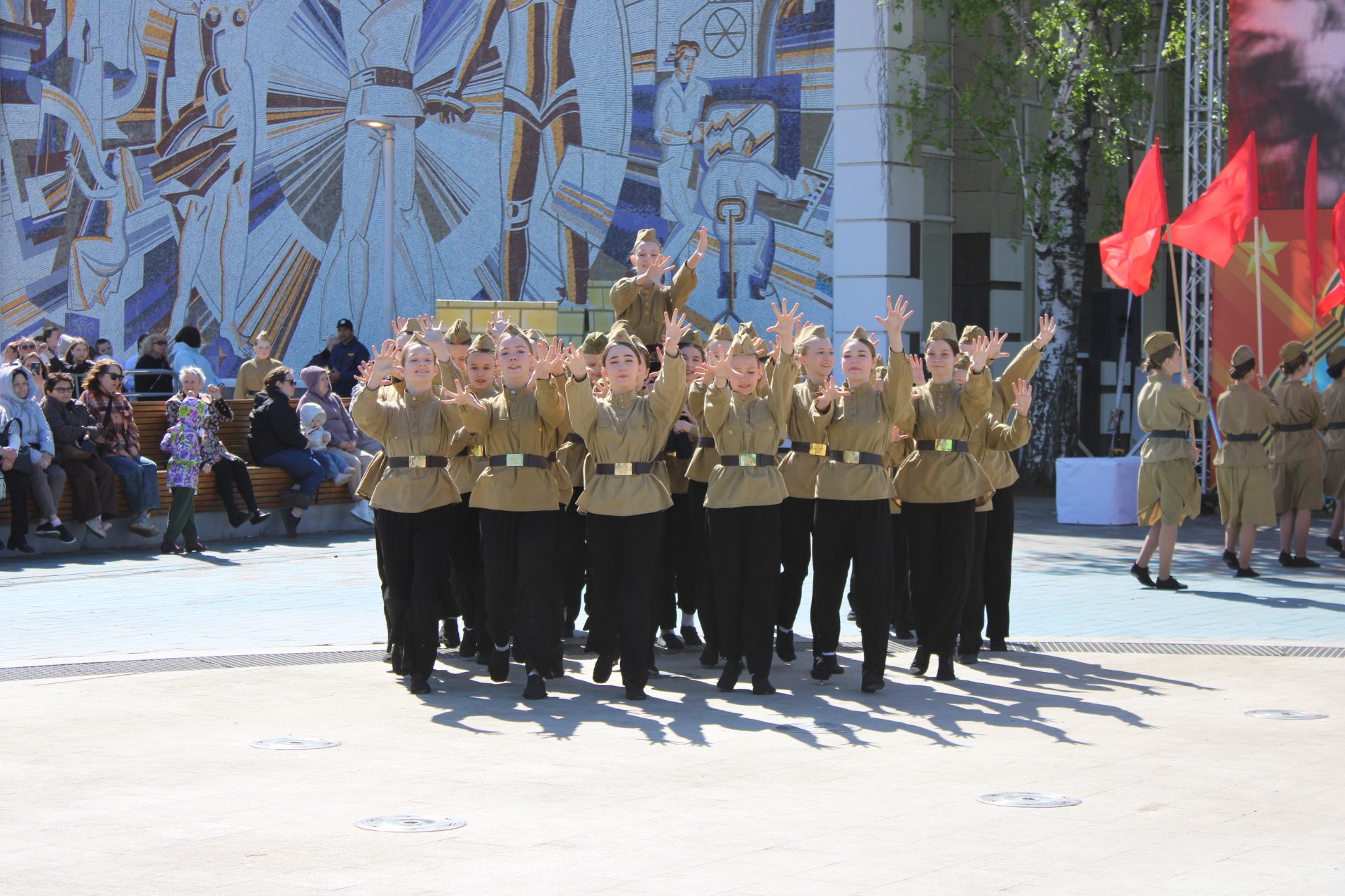Празднование Дня победы: полный фоторепортаж