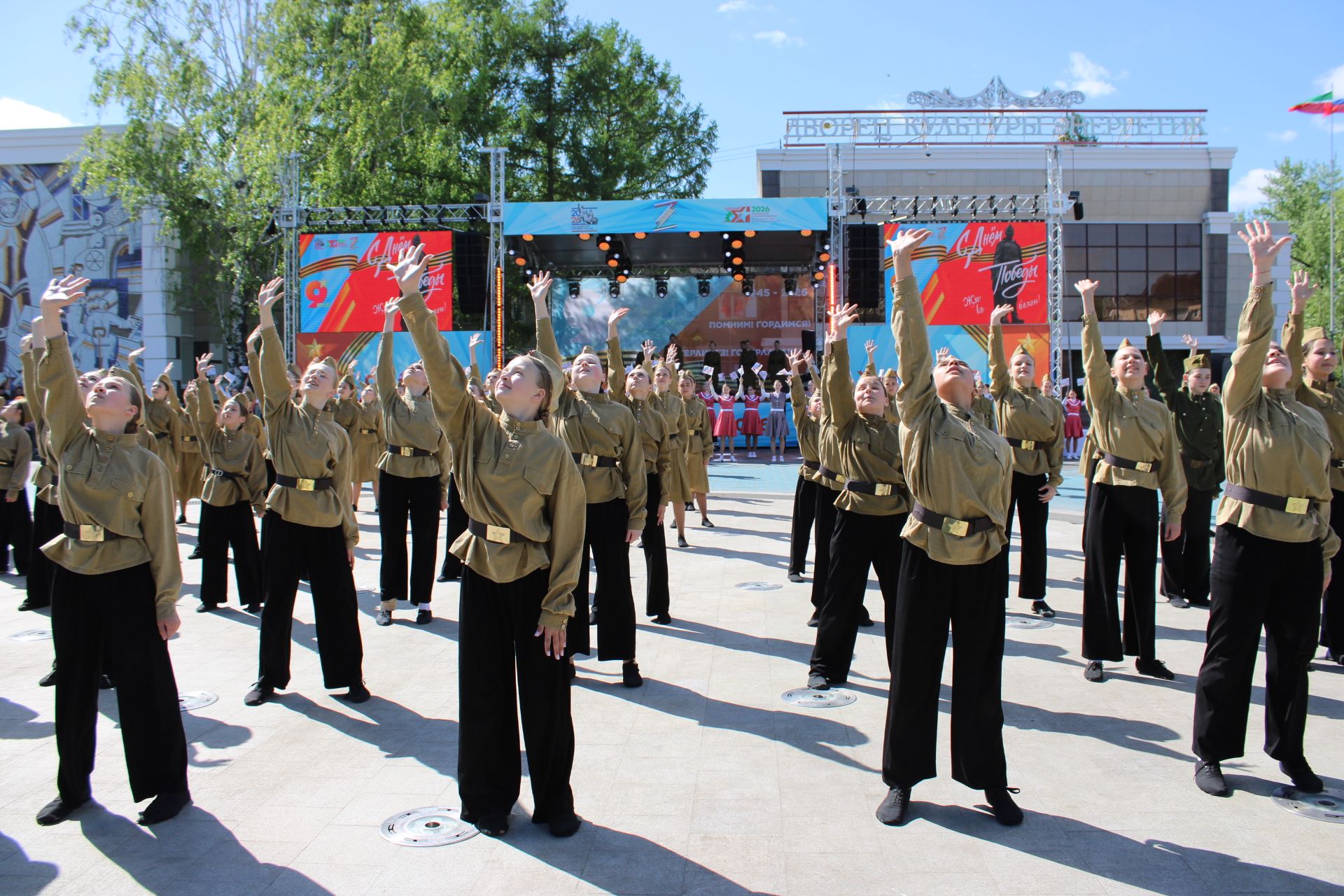Празднование Дня победы: полный фоторепортаж