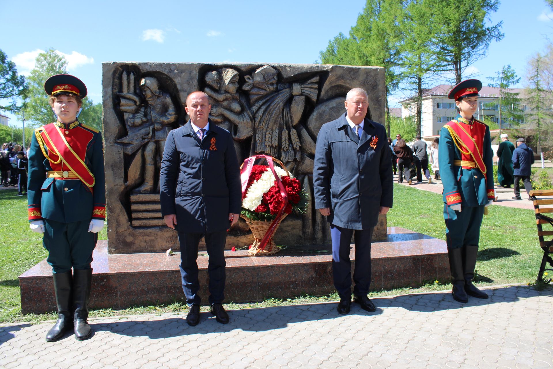 Празднование Дня победы: полный фоторепортаж