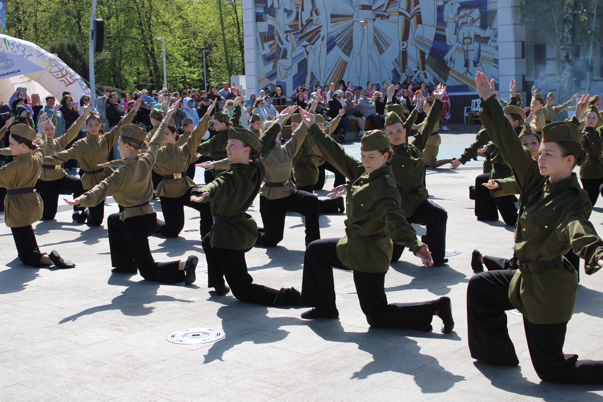Празднование Дня победы: полный фоторепортаж