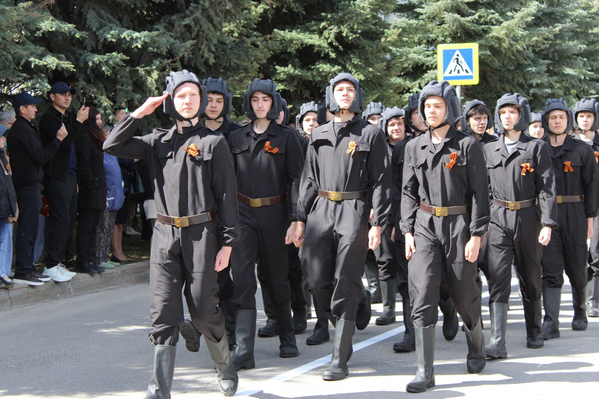 Празднование Дня победы: полный фоторепортаж