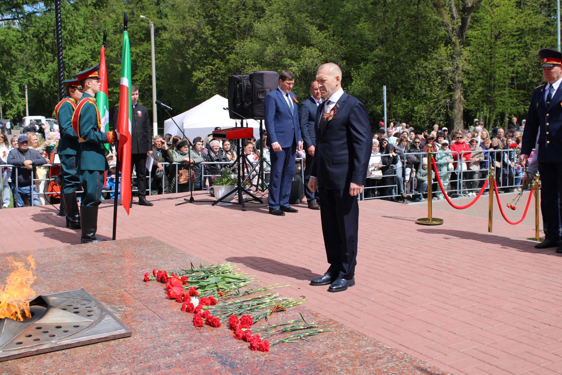 Празднование Дня победы: полный фоторепортаж