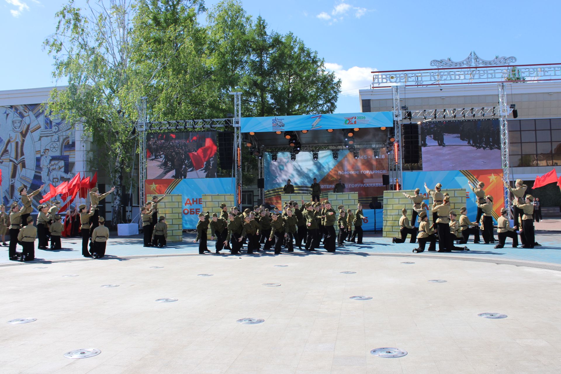Празднование Дня победы: полный фоторепортаж