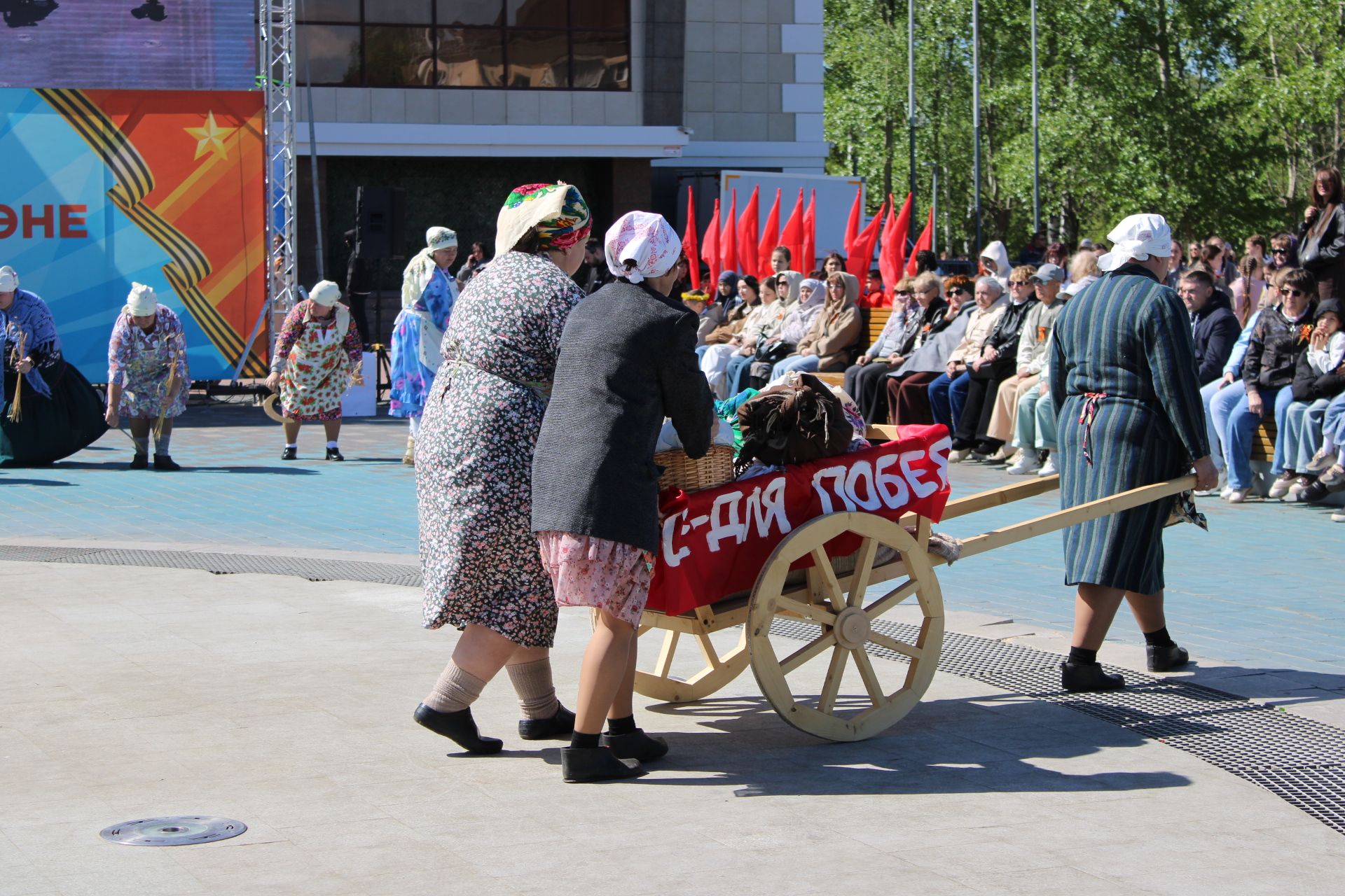 Празднование Дня победы: полный фоторепортаж