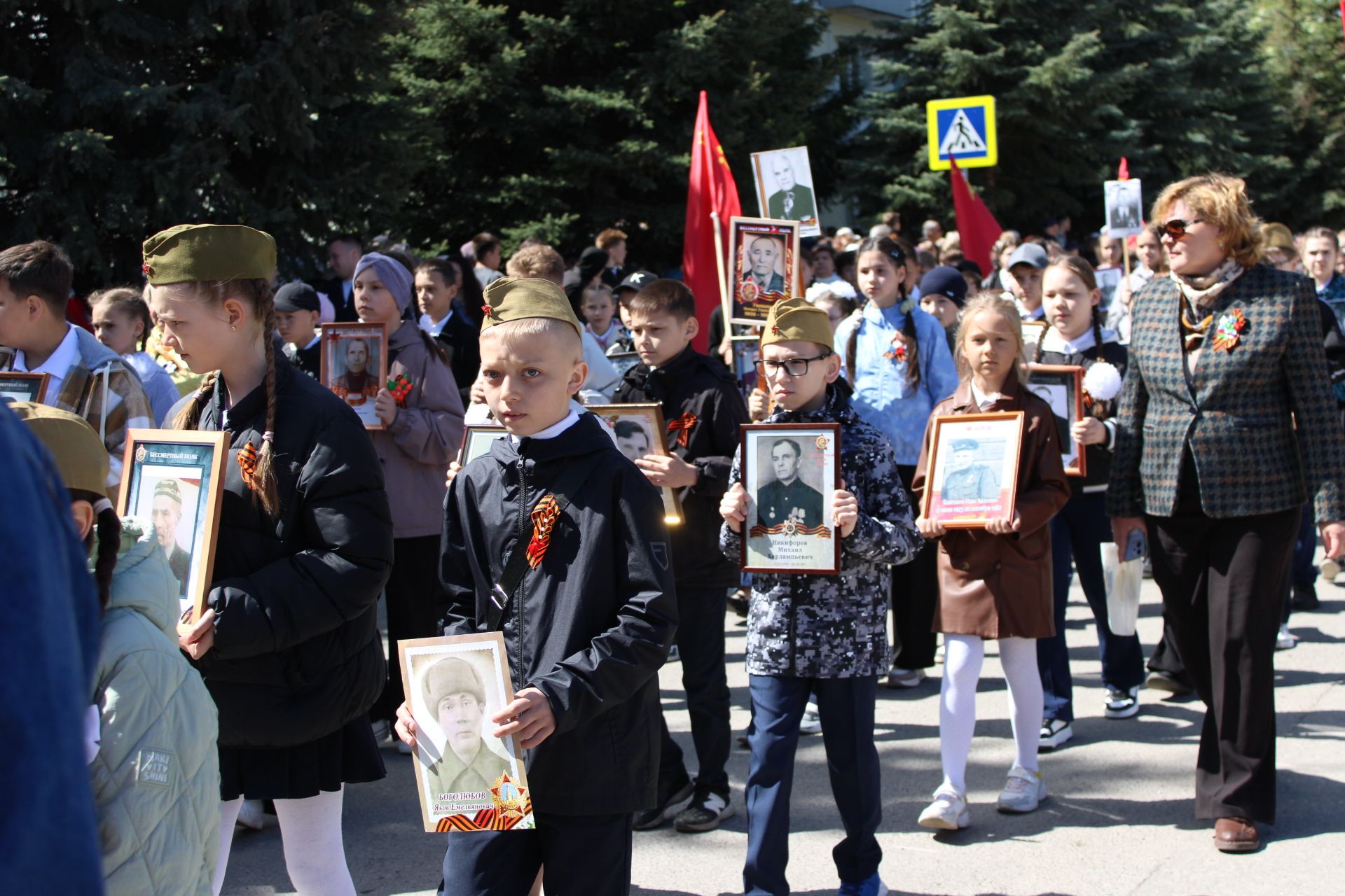 Празднование Дня победы: полный фоторепортаж