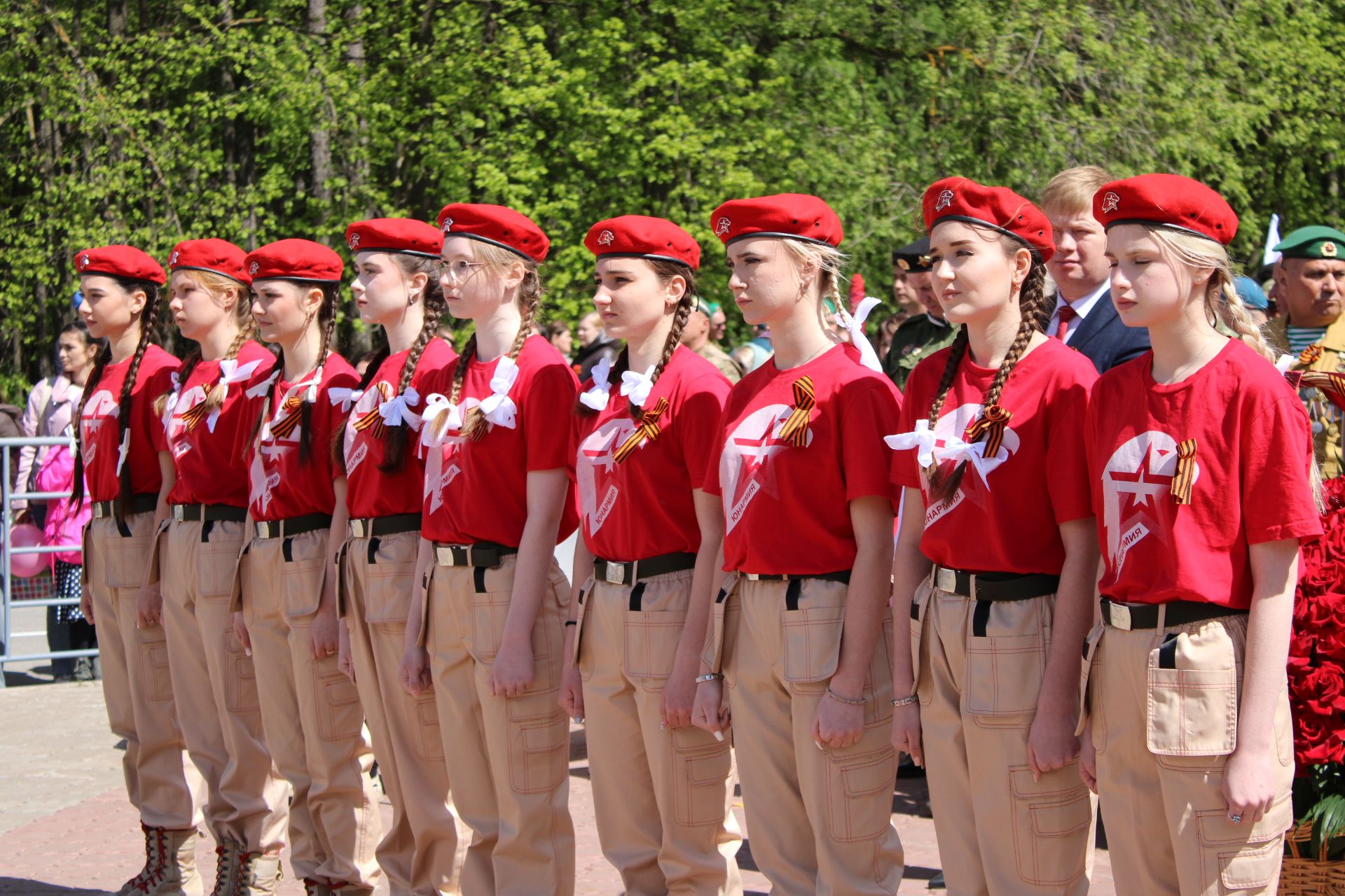 Празднование Дня победы: полный фоторепортаж