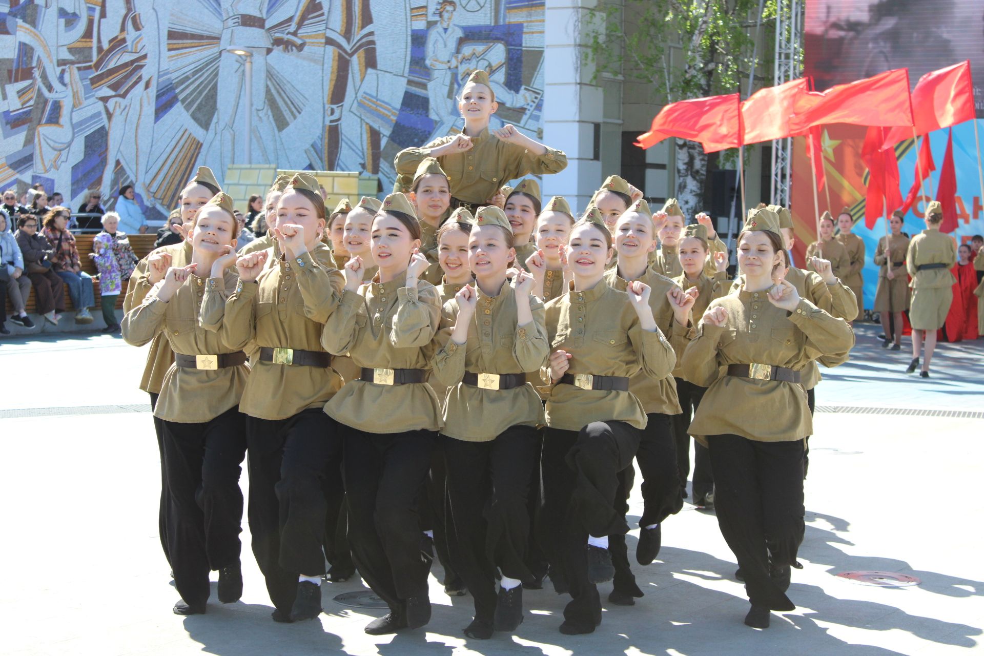 Празднование Дня победы: полный фоторепортаж