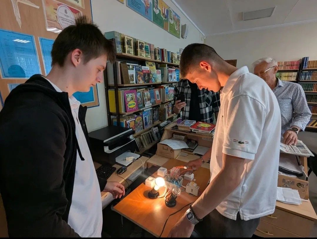 В Заинске ученики энергокласса сдали выпускной экзамен и встретились с наставниками ГРЭС