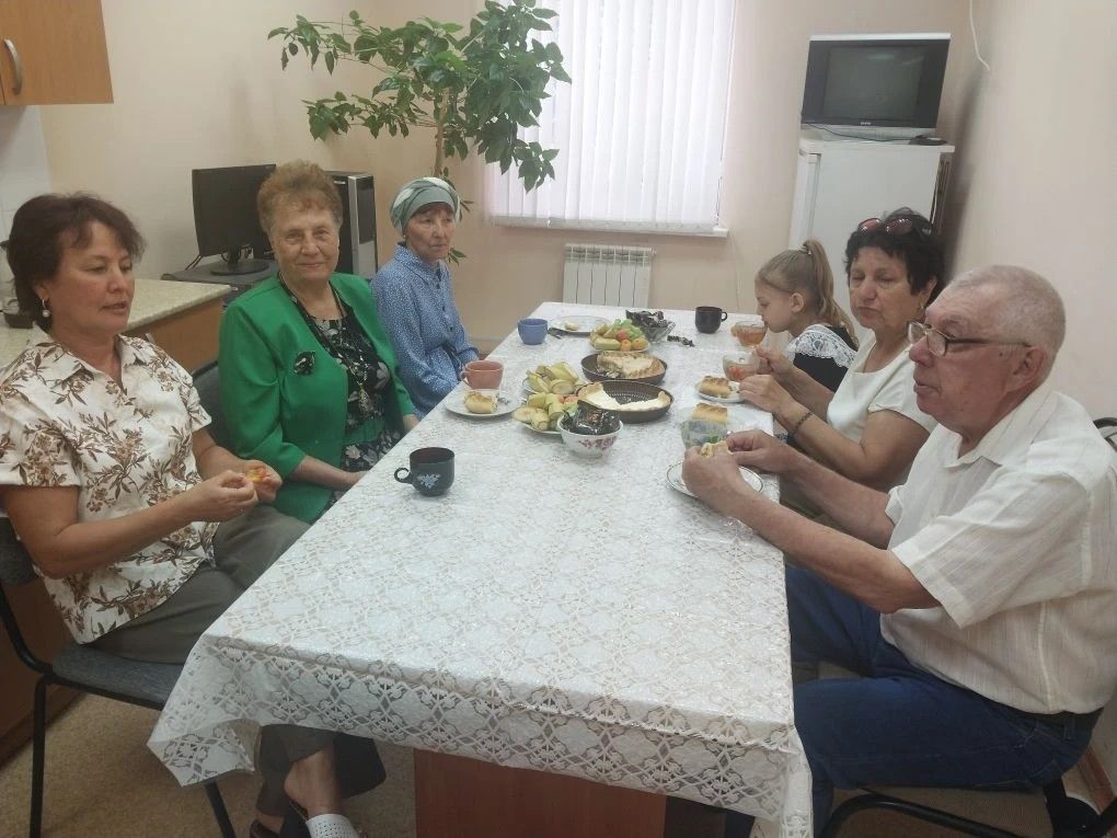 Встреча поколений: ветераны «Заинск-информ» поделились воспоминаниями в День печати