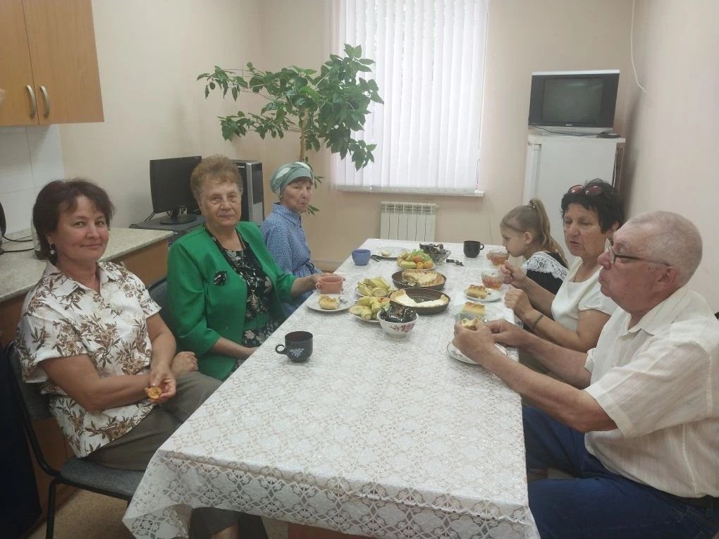 Встреча поколений: ветераны «Заинск-информ» поделились воспоминаниями в День печати