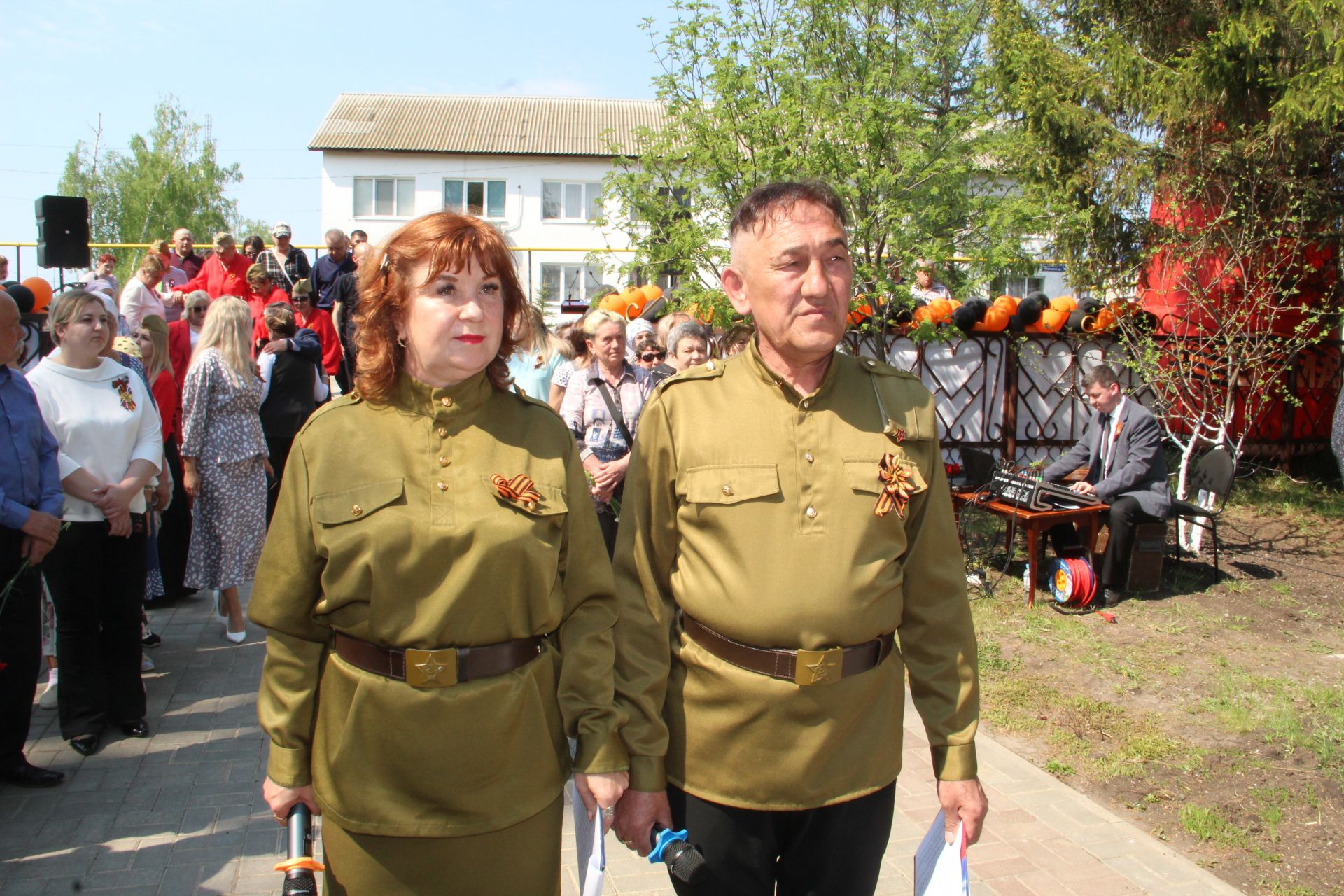В микрорайоне Мирный Заинска открылся памятник Защитникам Отечества