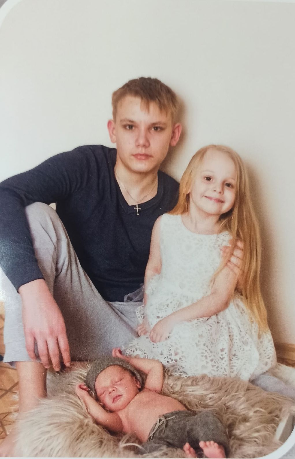 «Наш дом — место силы»: как школьная любовь превратилась в образцовую семью