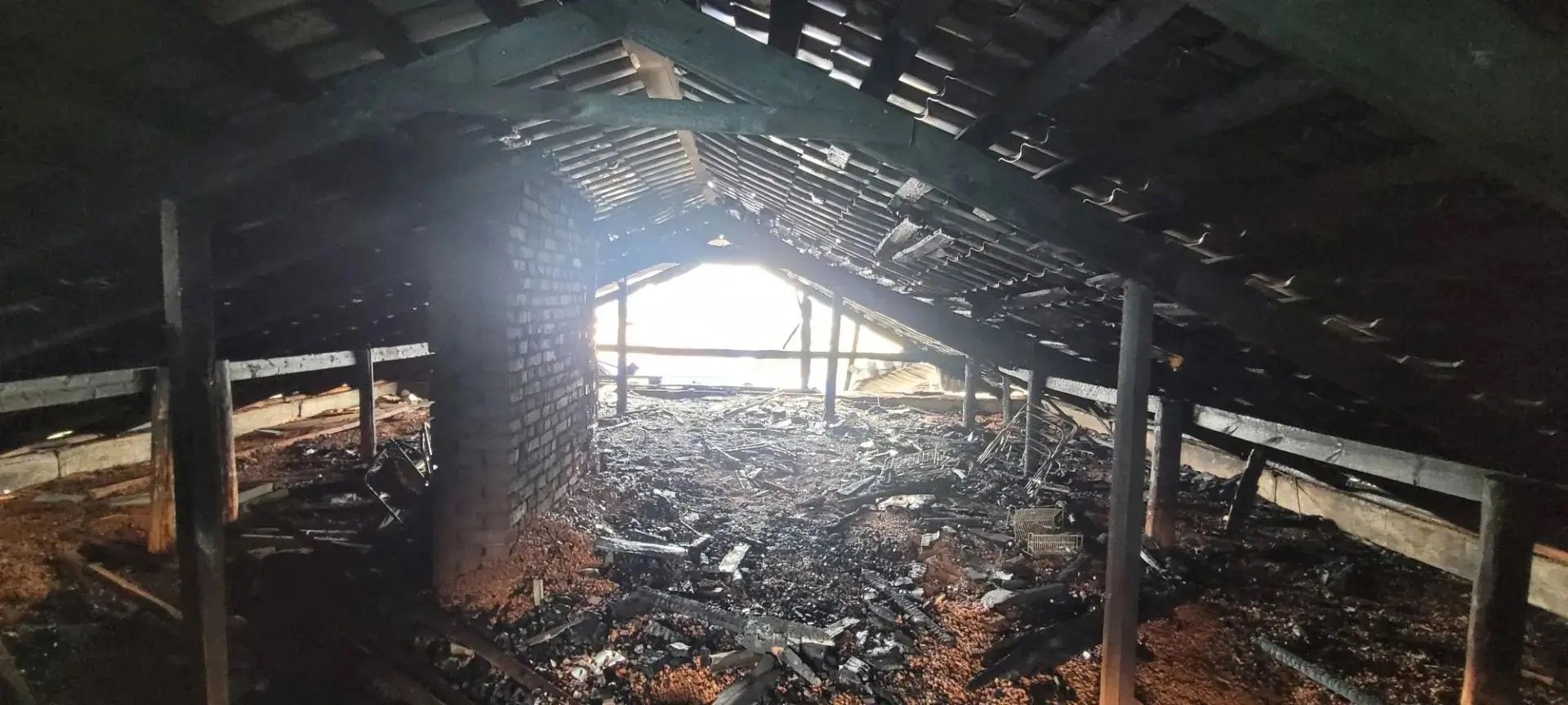 В деревне Савалеево Заинского района сгорел жилой дом — огонь начался с бани