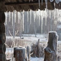 Талая вода и длинные сосульки: народные приметы на 9 марта 2026