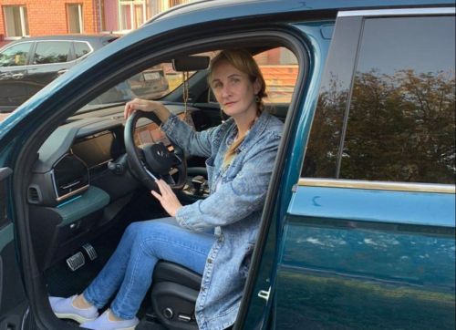 Автоледи из Заинска поделилась секретами безопасного вождения на дороге